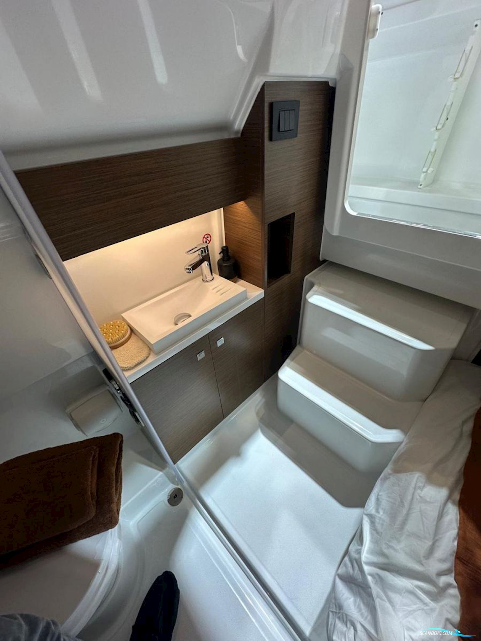 Wellcraft 38 T-Top