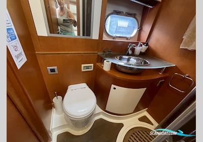 Windpearl Pearl 55 Sport Motorbåd 2005, med Volvo Penta D9-575 motor, Spanien