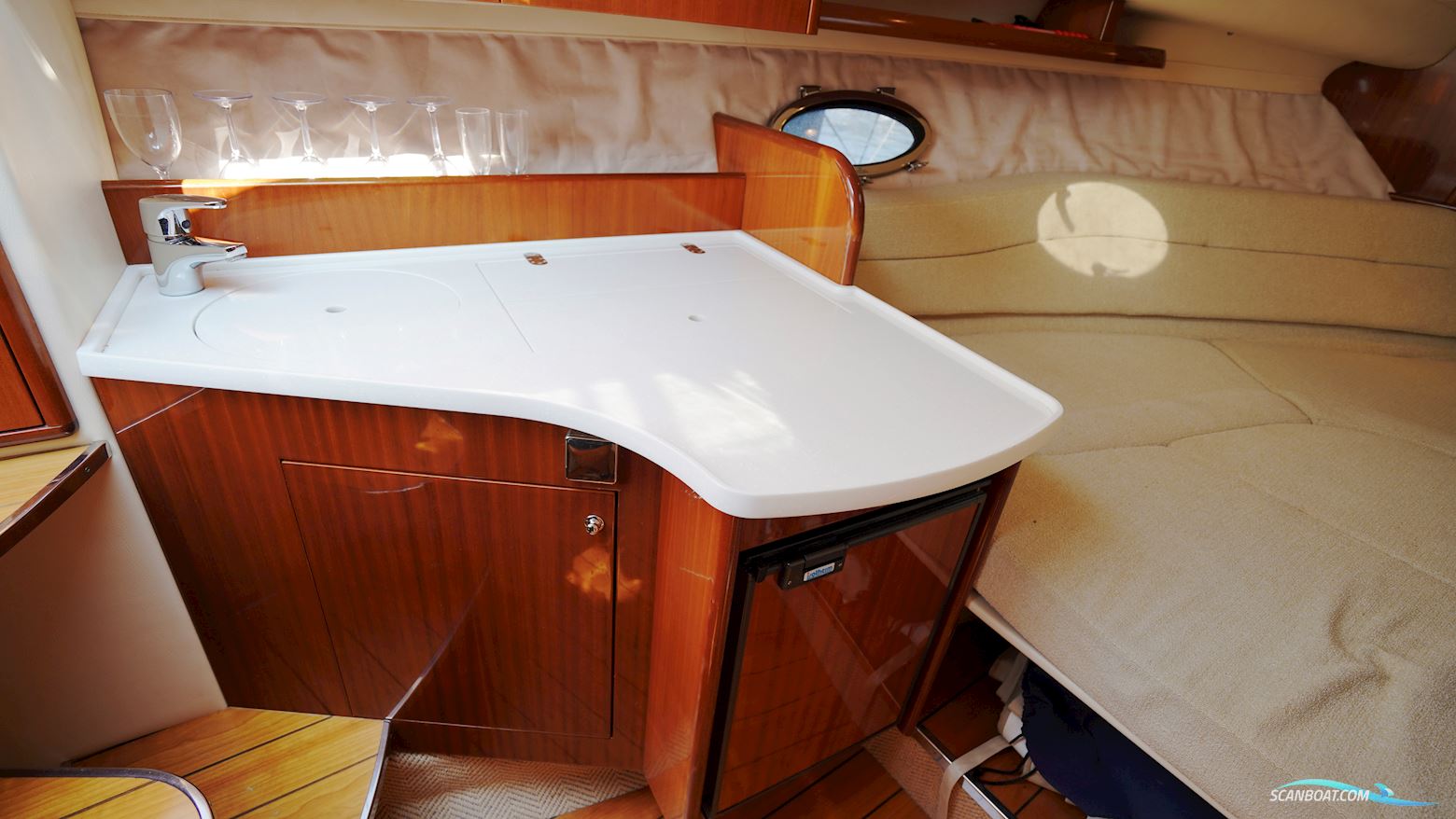 Windy 32 Grand Tornado