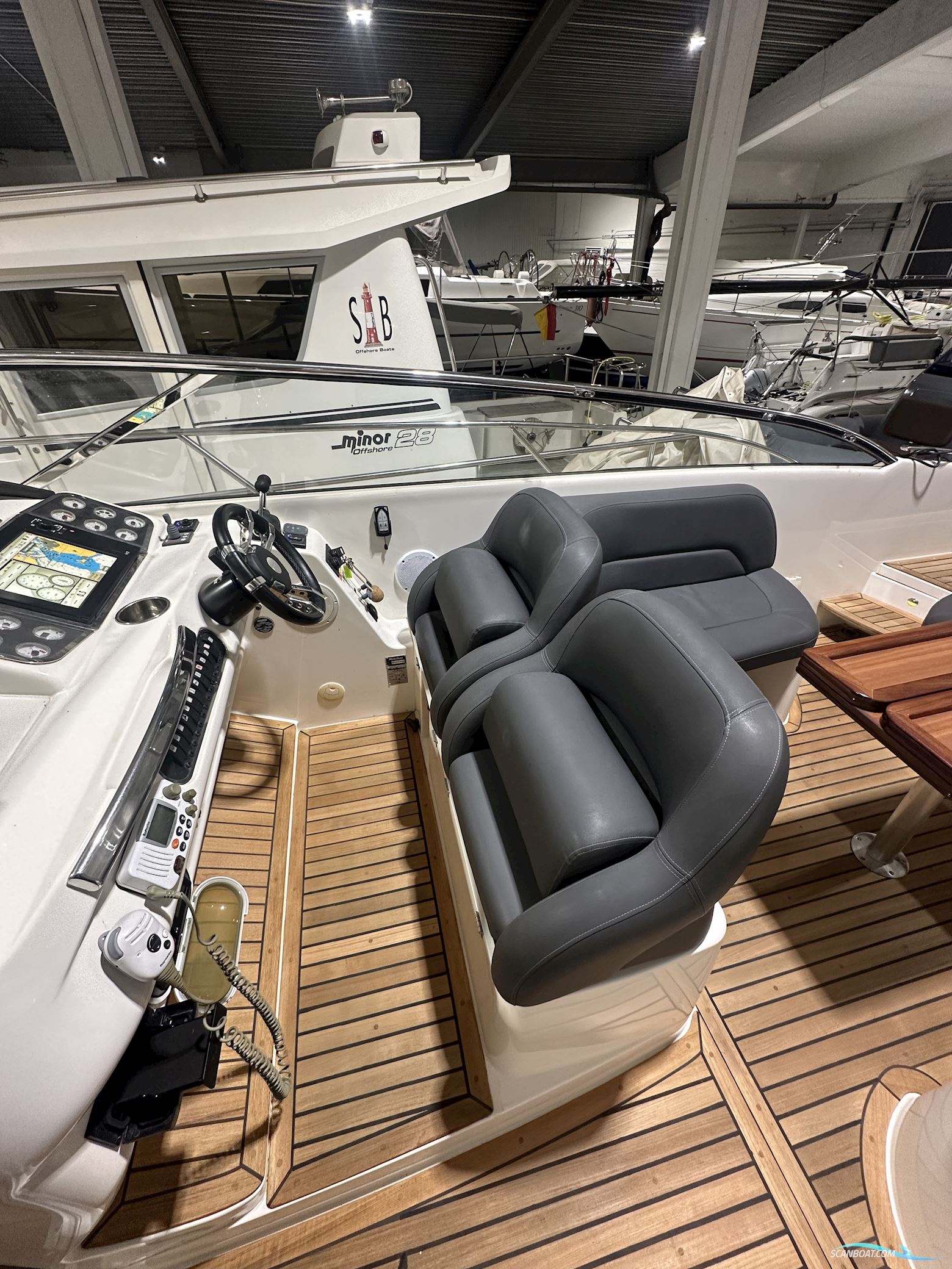 Windy 32 Grand Tornado