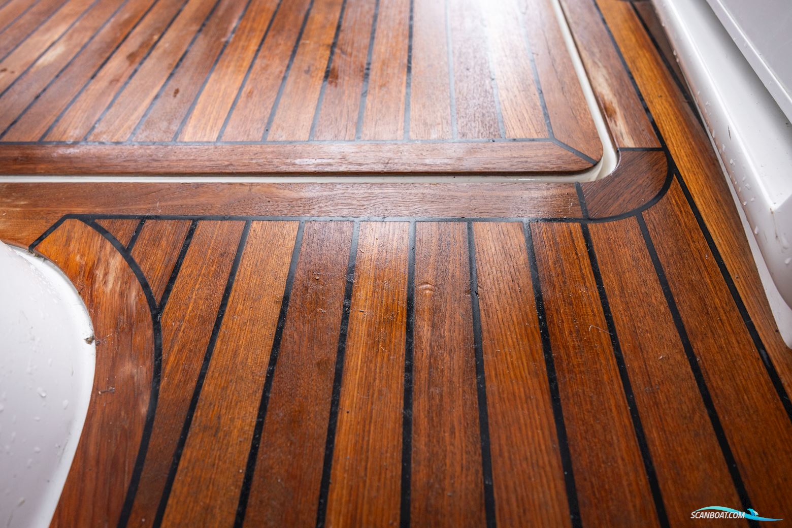 Windy 37 Grand Mistral HT (2008) | 410h | Twin Volvo Penta KAD300 | Immaculate Condition | One Owner