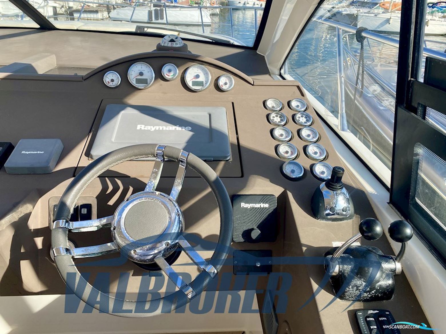 Windy Boats 44 Chinook