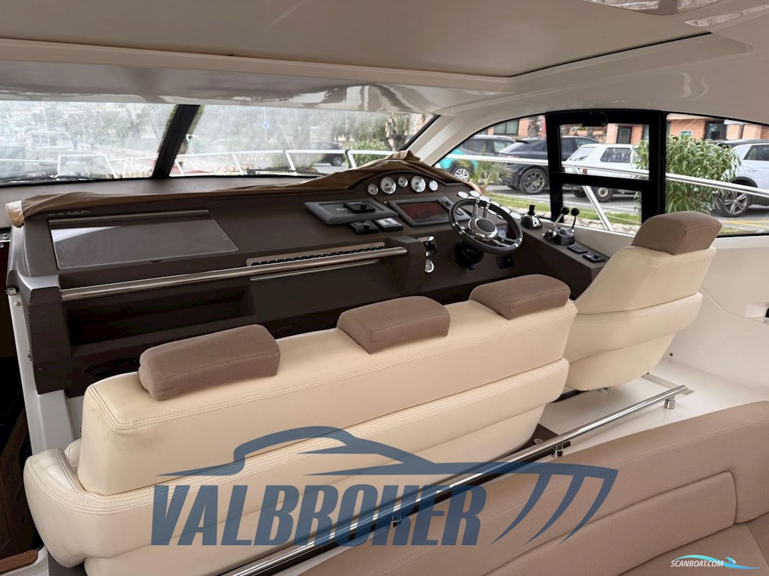 Windy Boats 44 Chinook