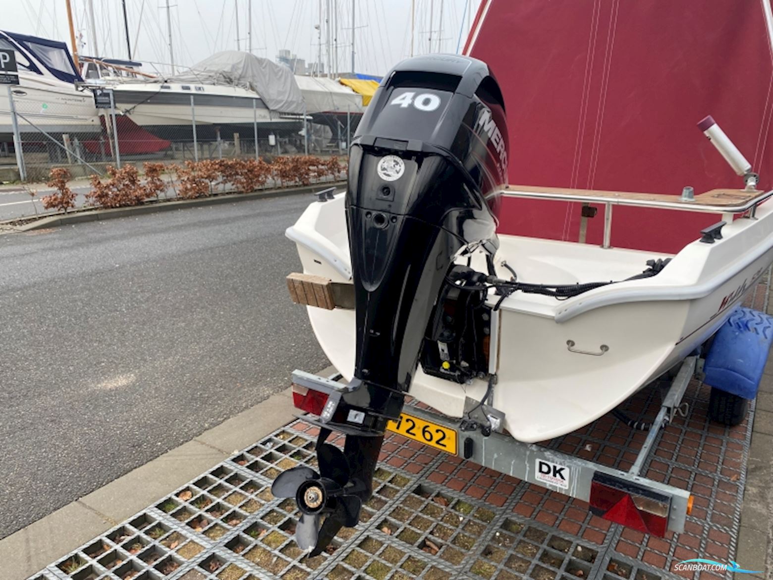 With 528 HT Hardtopbåd