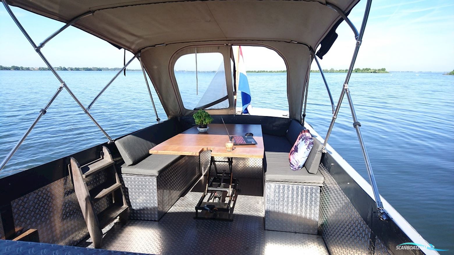 WSA vlet  Ex patrouille boot - Via Boatauction.com