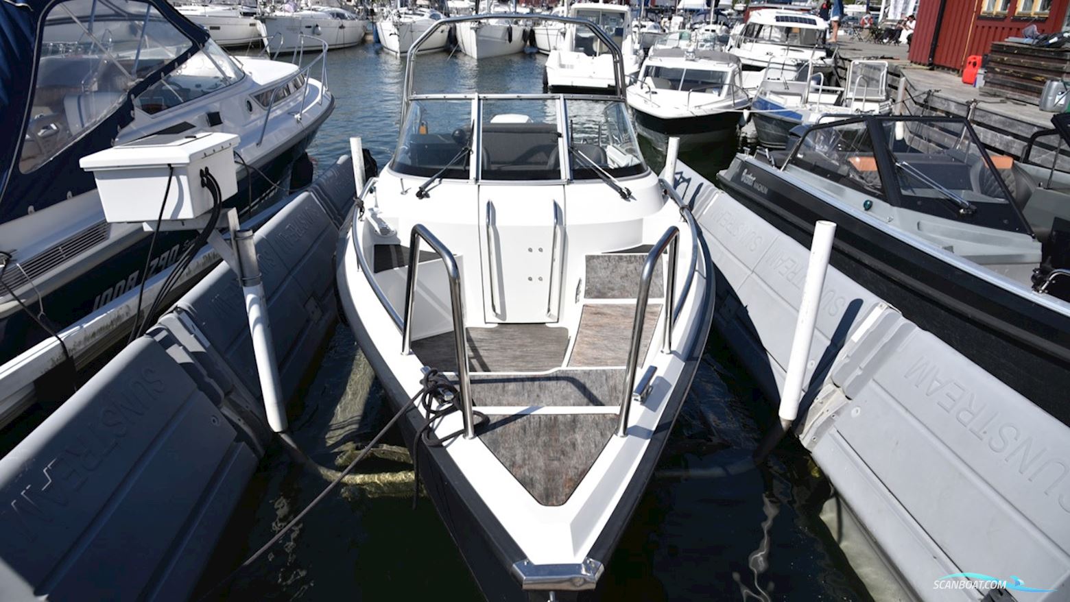 XO 240 RS Open