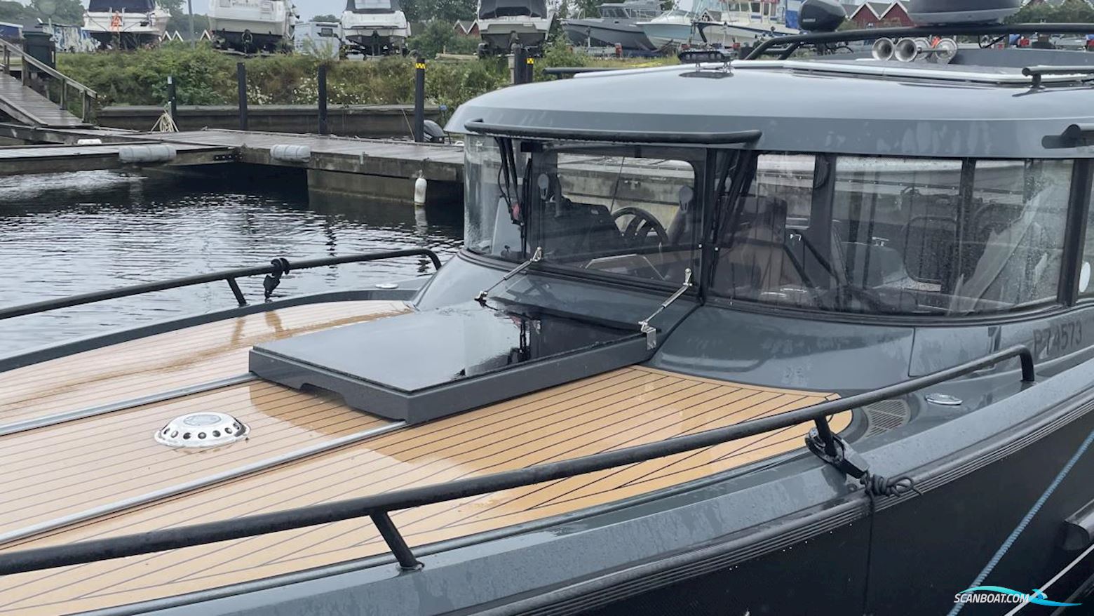 XO 270 Front Cabin Motorbåd 2019, med Mercury motor, Sverige
