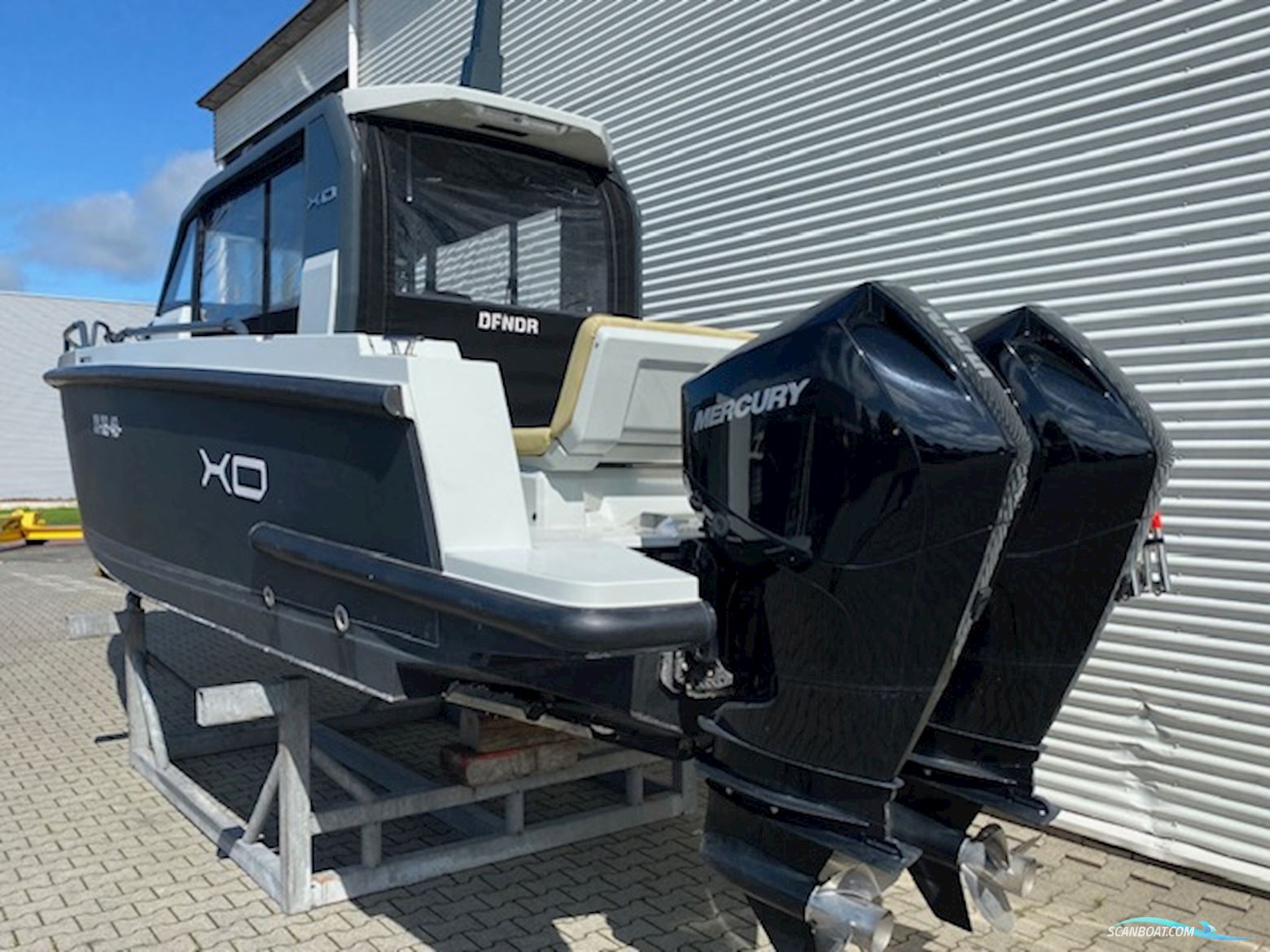 XO Boats Dfndr 9
