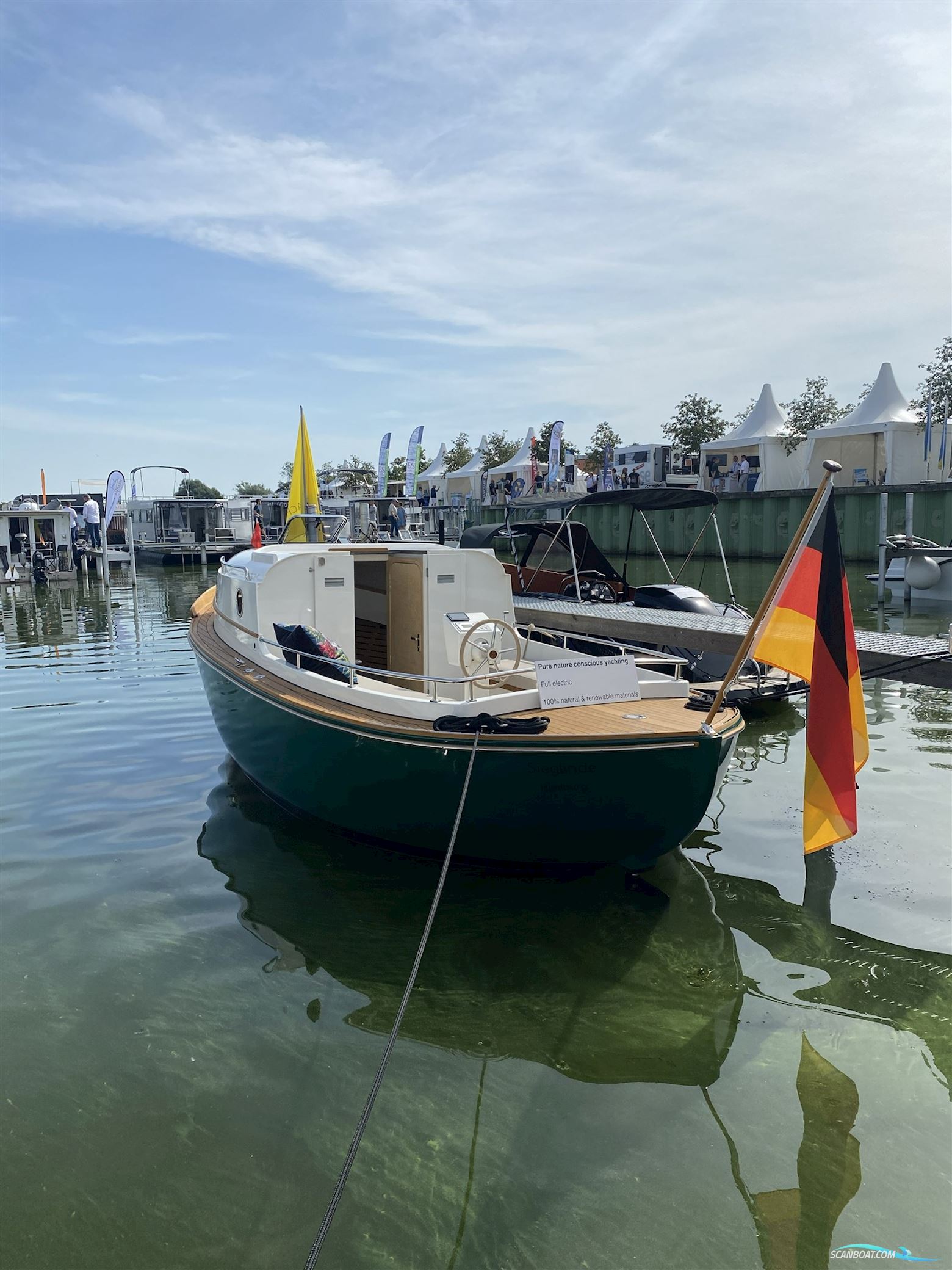 Yachtwerft Hamburg GmbH Elektro Tuckerboot 22f