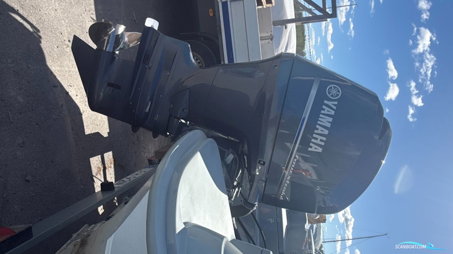 Yamarin 61 CC