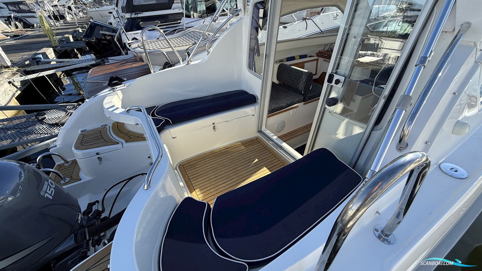 YAMARIN 68 CABIN