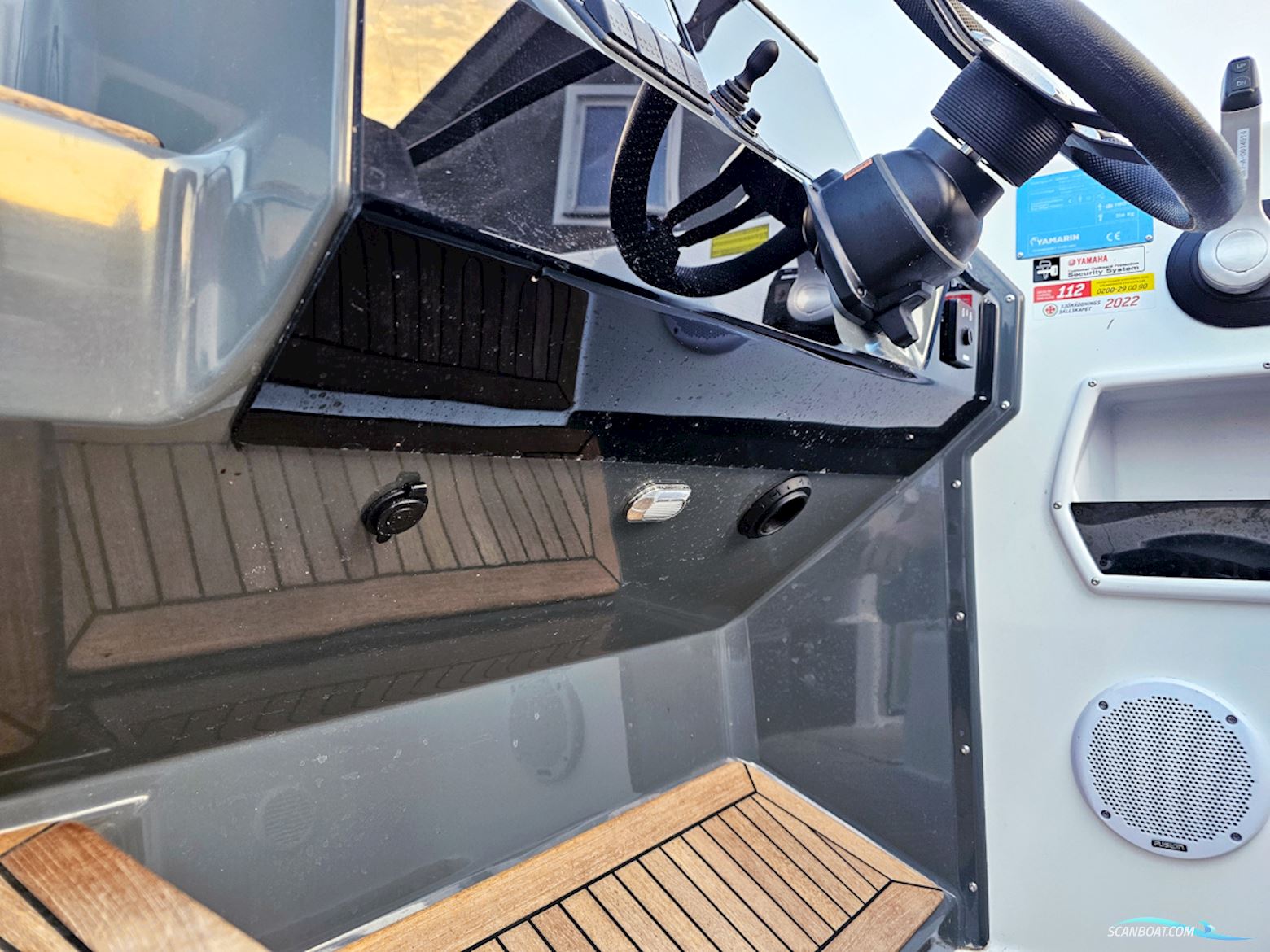 Yamarin 88 DC 2019 Yamaha F300 BETX