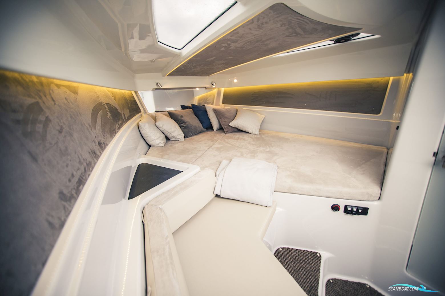 Yamarin 88 DC Premium