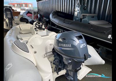Zodiac Yachtline 360 Motorbåd 2023, med Yamaha motor, Irland
