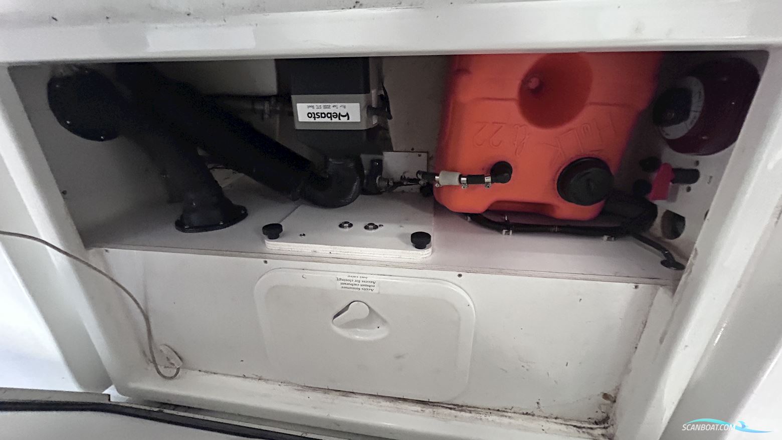  Jaenneau 605 Merry Fischer