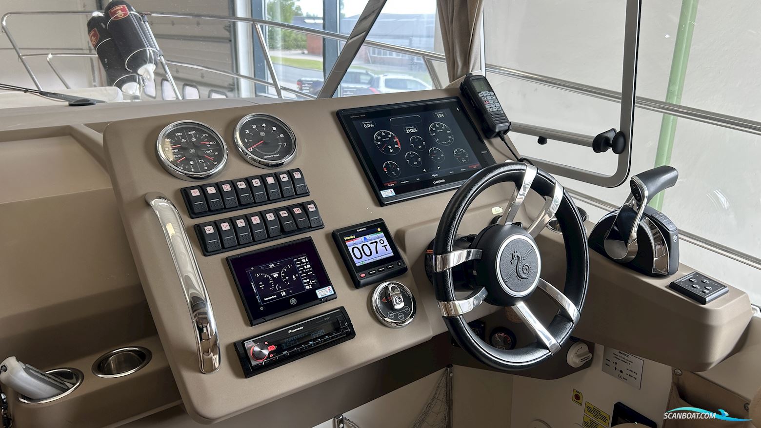  Marex 310 Suncruiser