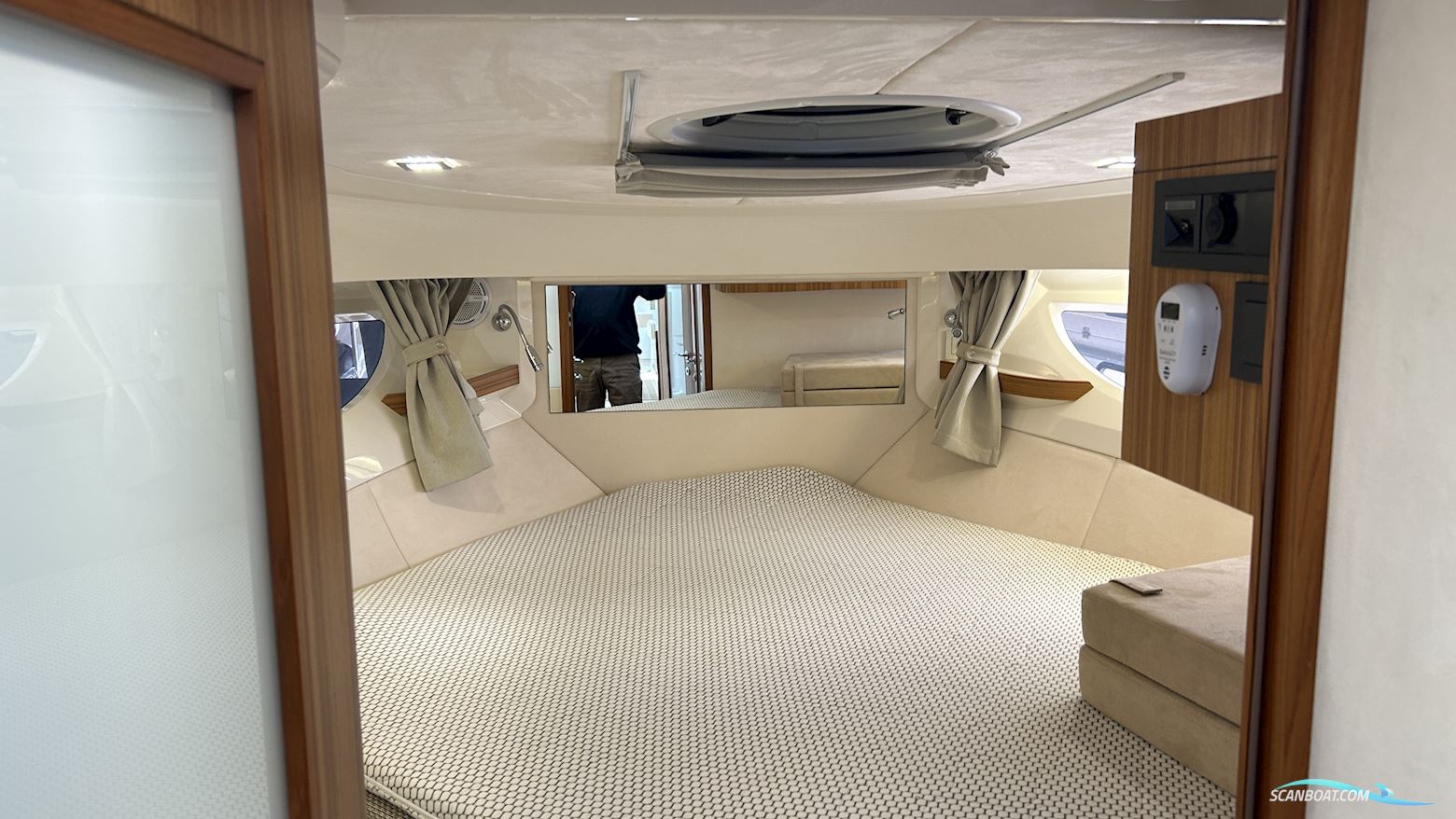  Marex 310 Suncruiser