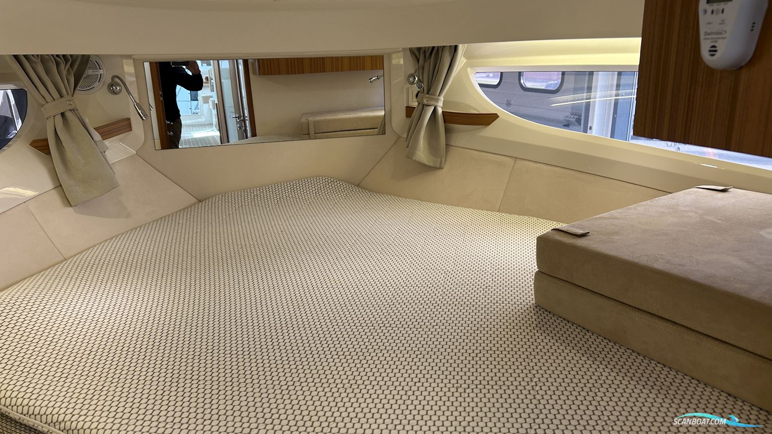  Marex 310 Suncruiser