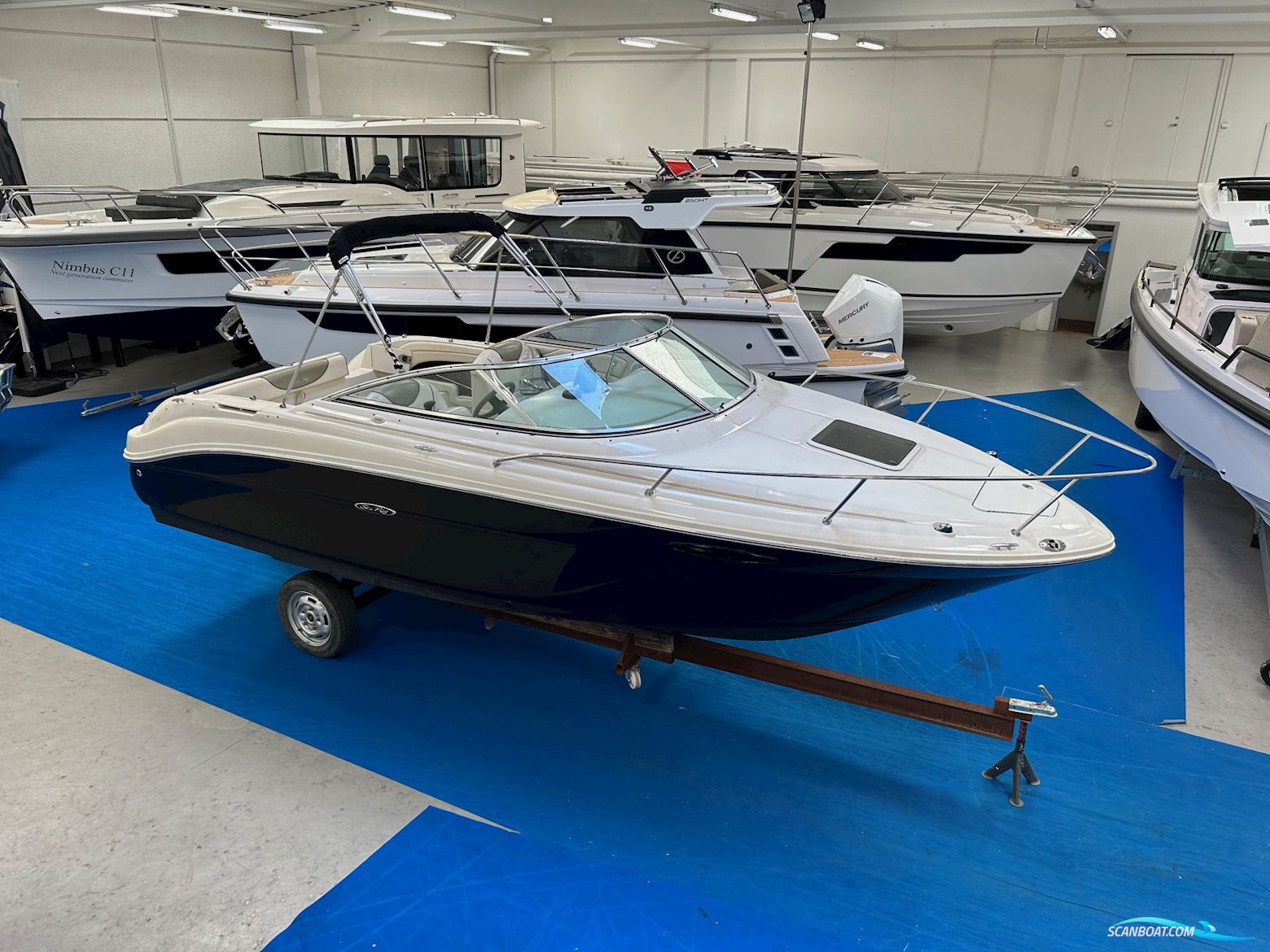  Searay 225 Weekender