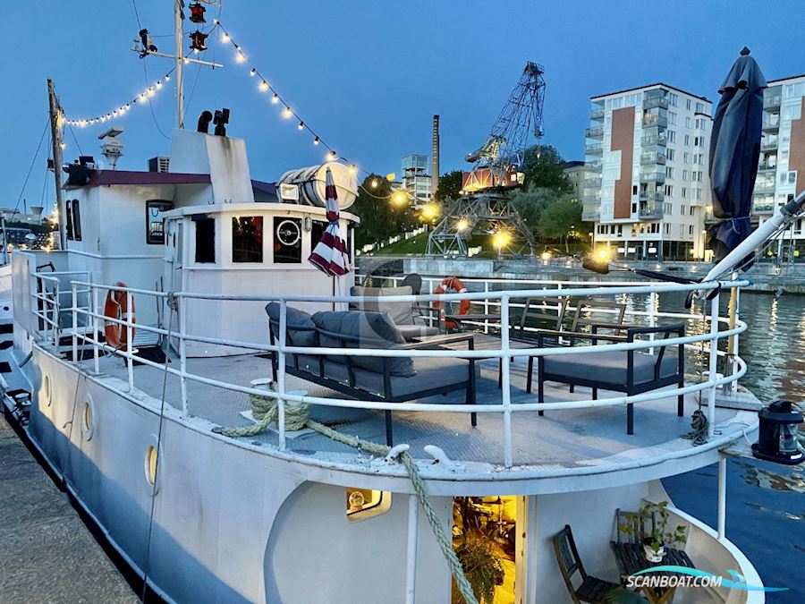 1896 29m Converted Icebreaker