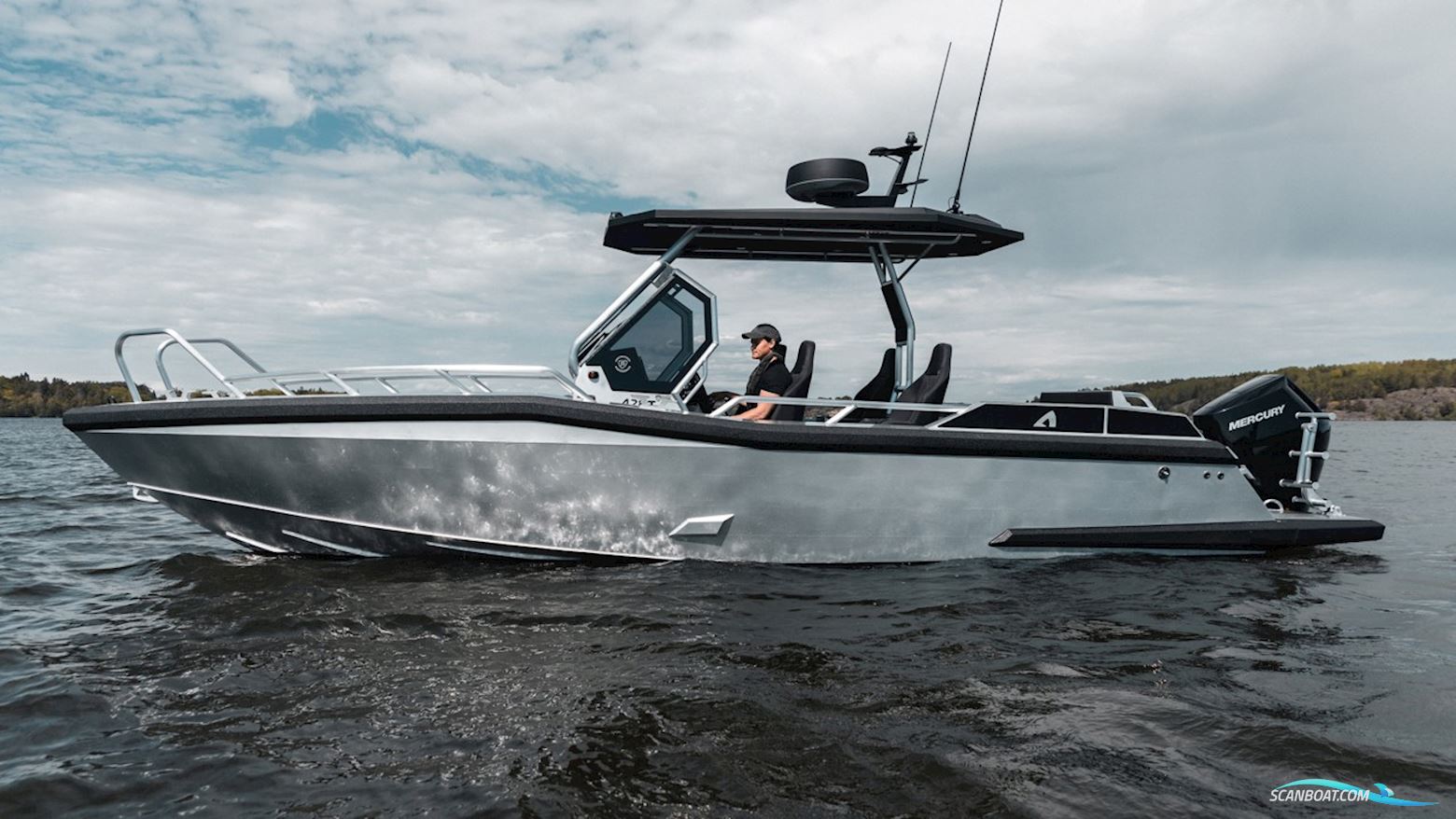 A28T Motorbåt 2027, Sverige