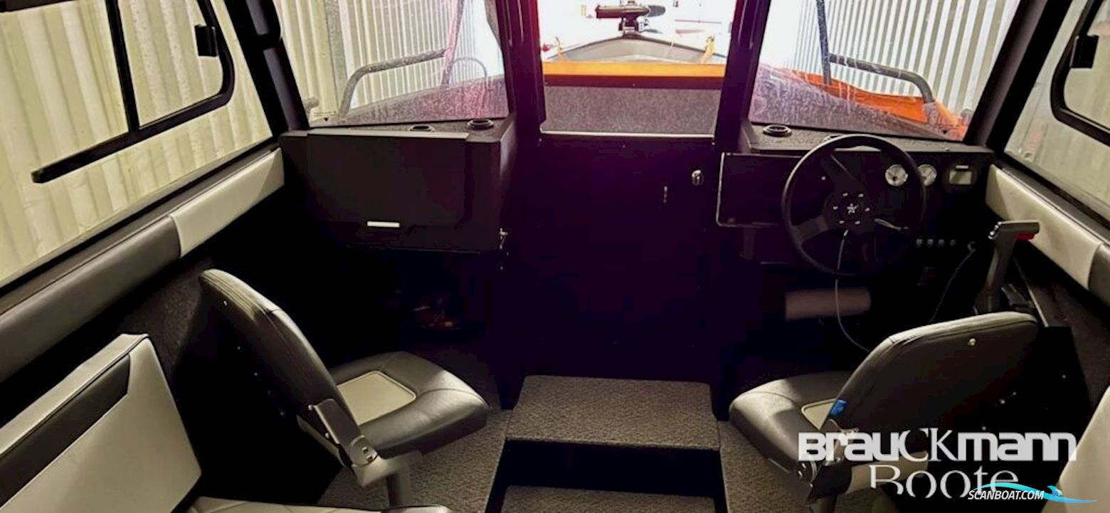 AB Inflatables 600 Cabin