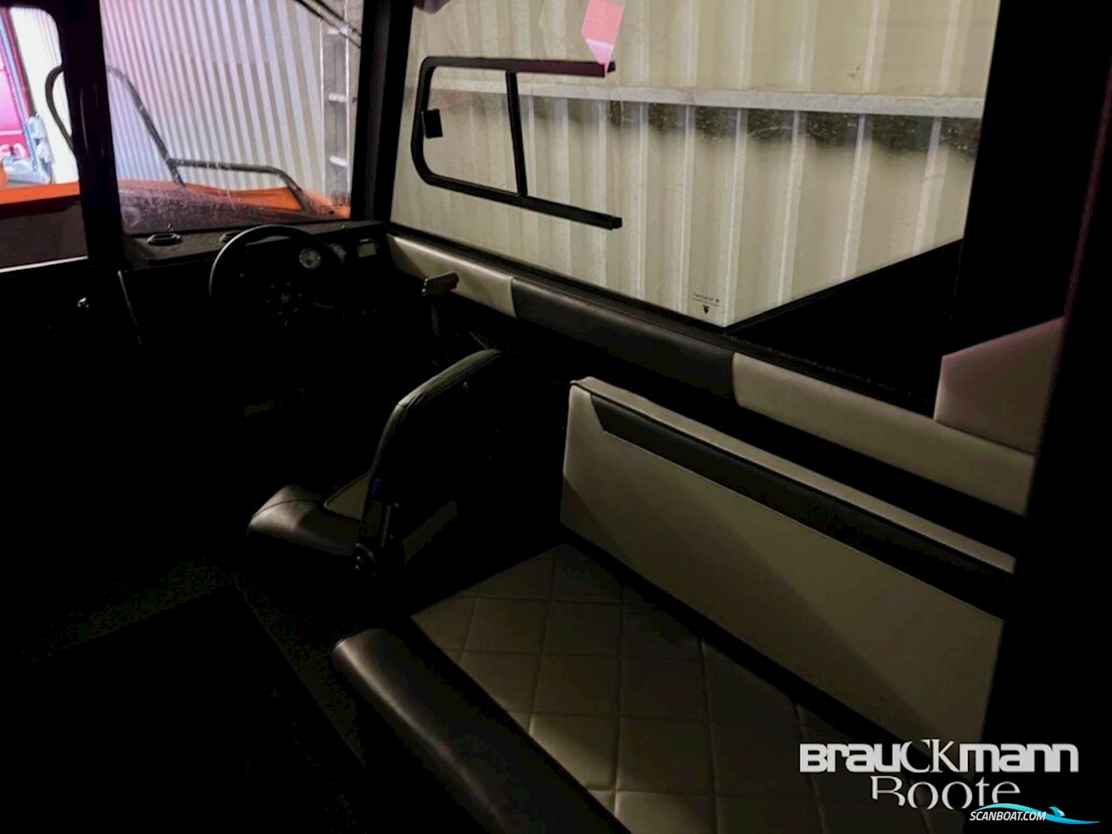 AB Inflatables 600 Cabin