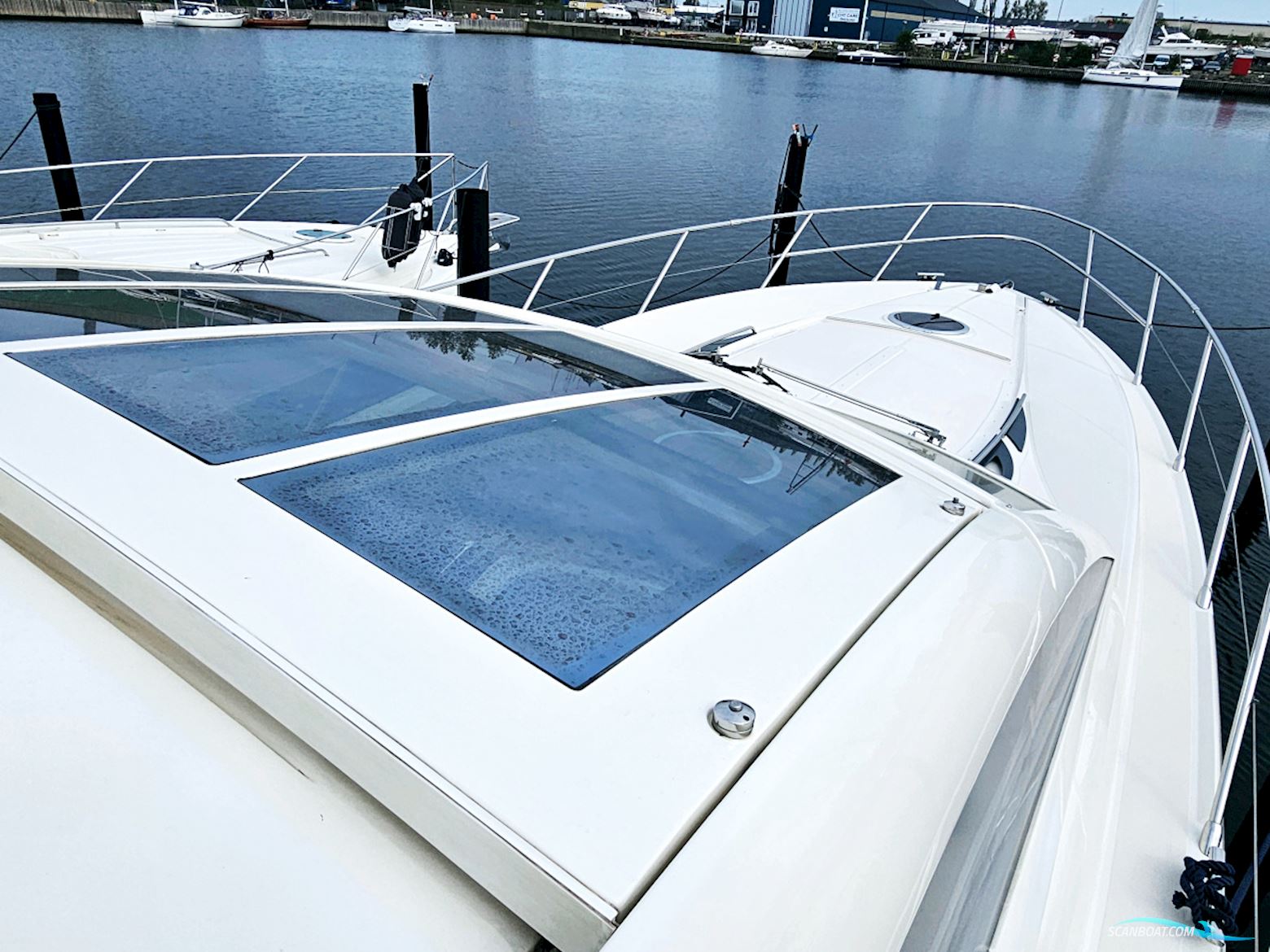 Absolute 47 HT Volvo Penta IPS-600