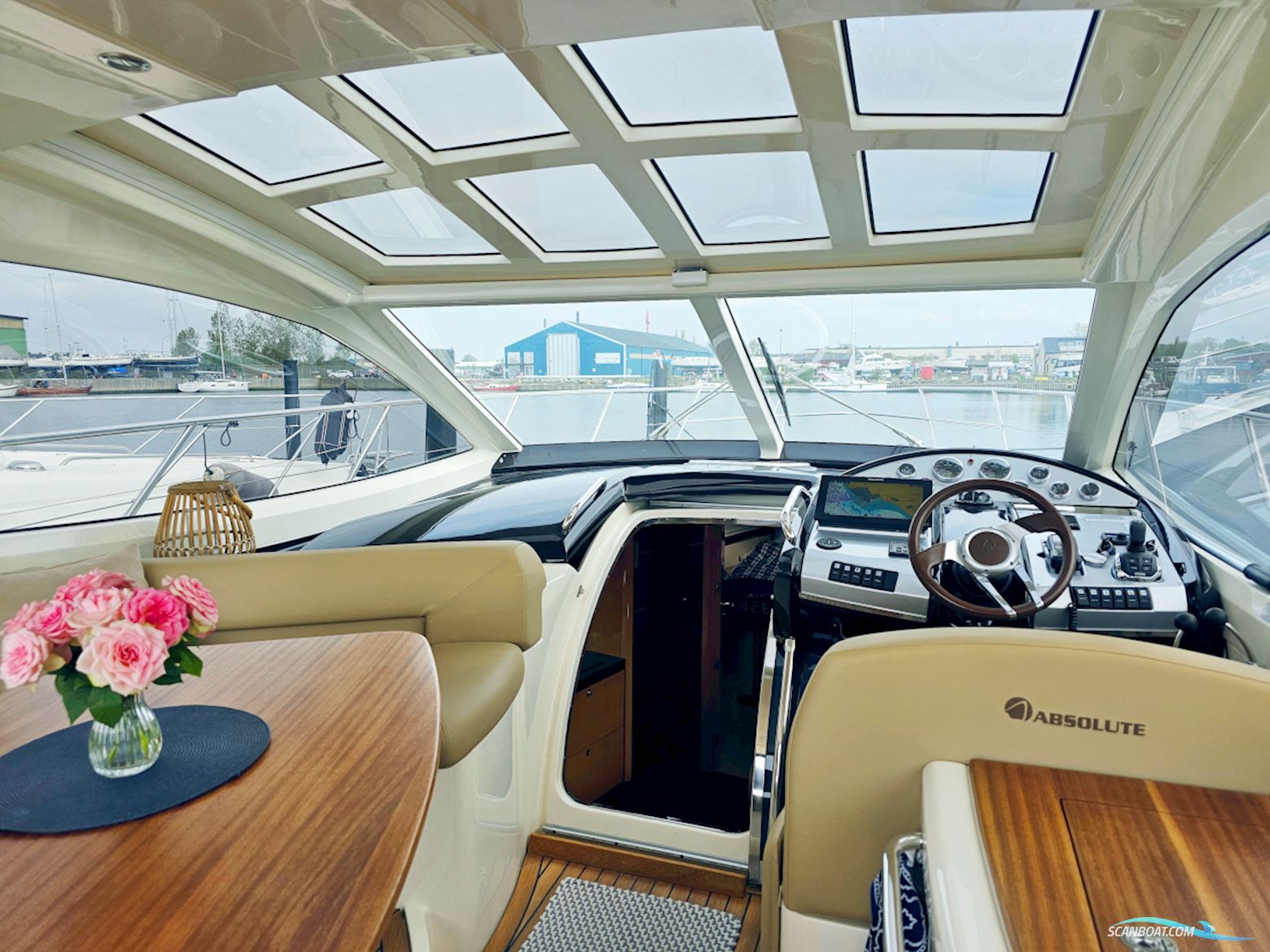 Absolute 47 HT Volvo Penta IPS-600