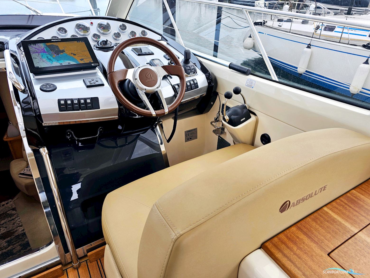 Absolute 47 HT Volvo Penta IPS-600