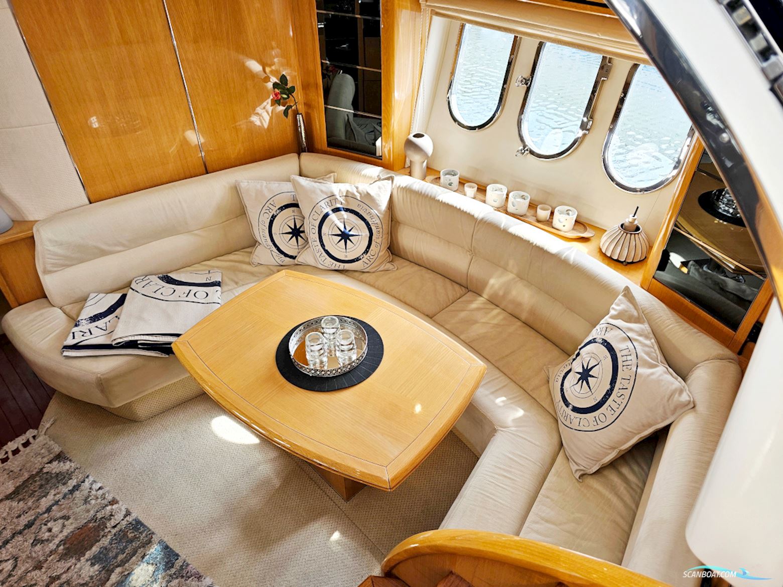 Absolute 47 HT Volvo Penta IPS-600