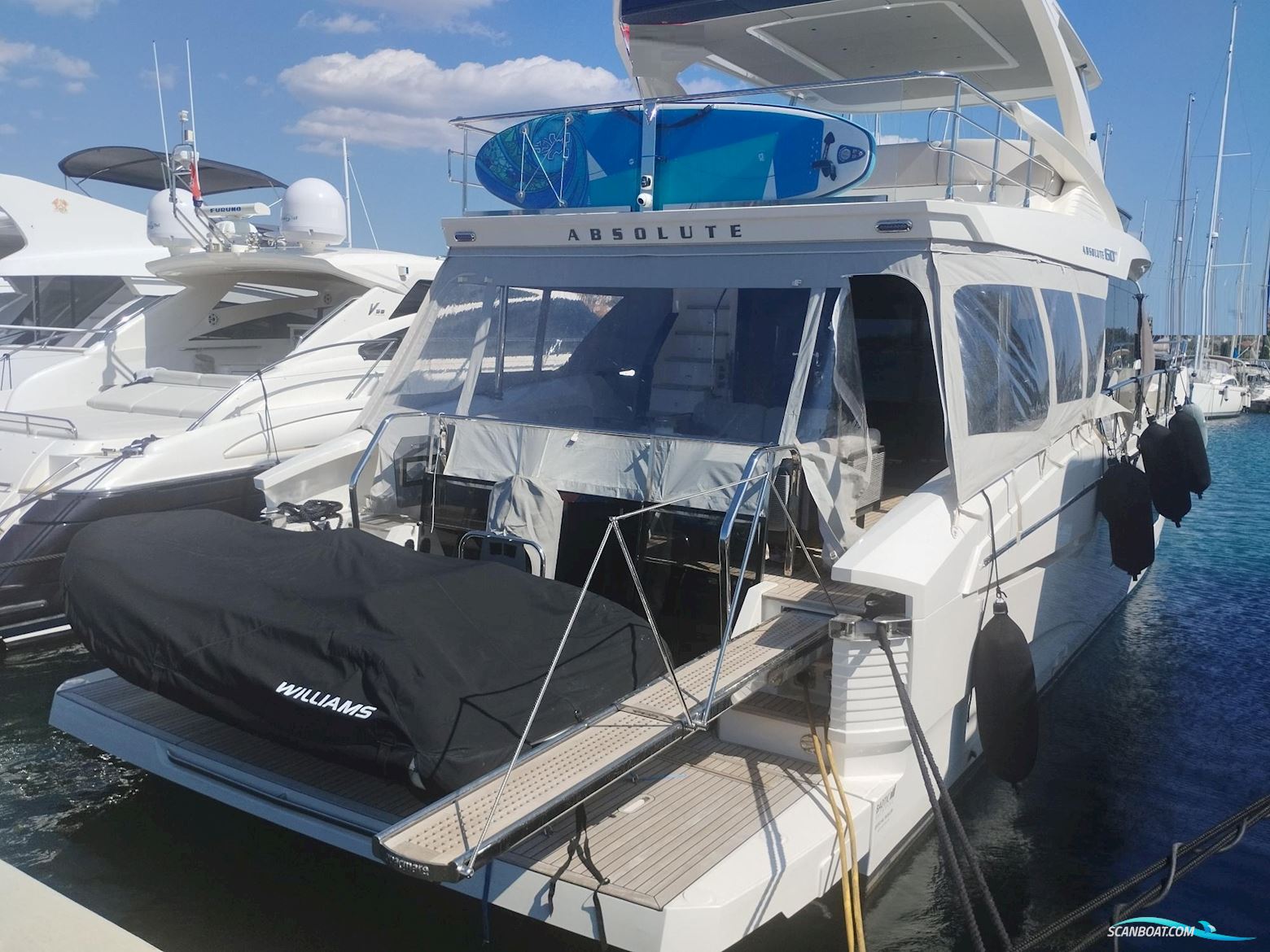 Absolute 60 Motorbåt 2022, med Volvo Penta D11-IPS 950 motor, Kroatien