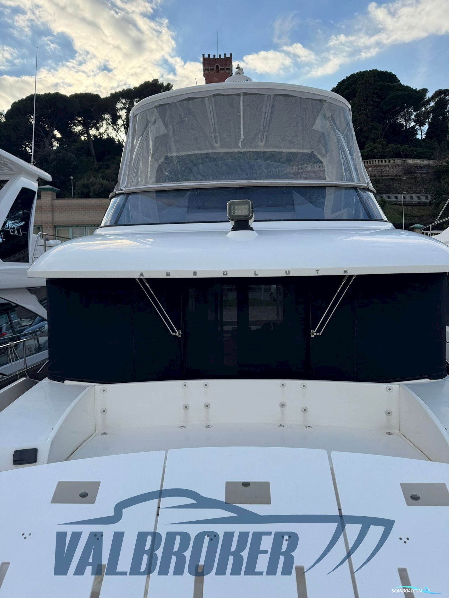 Absolute Navetta 52