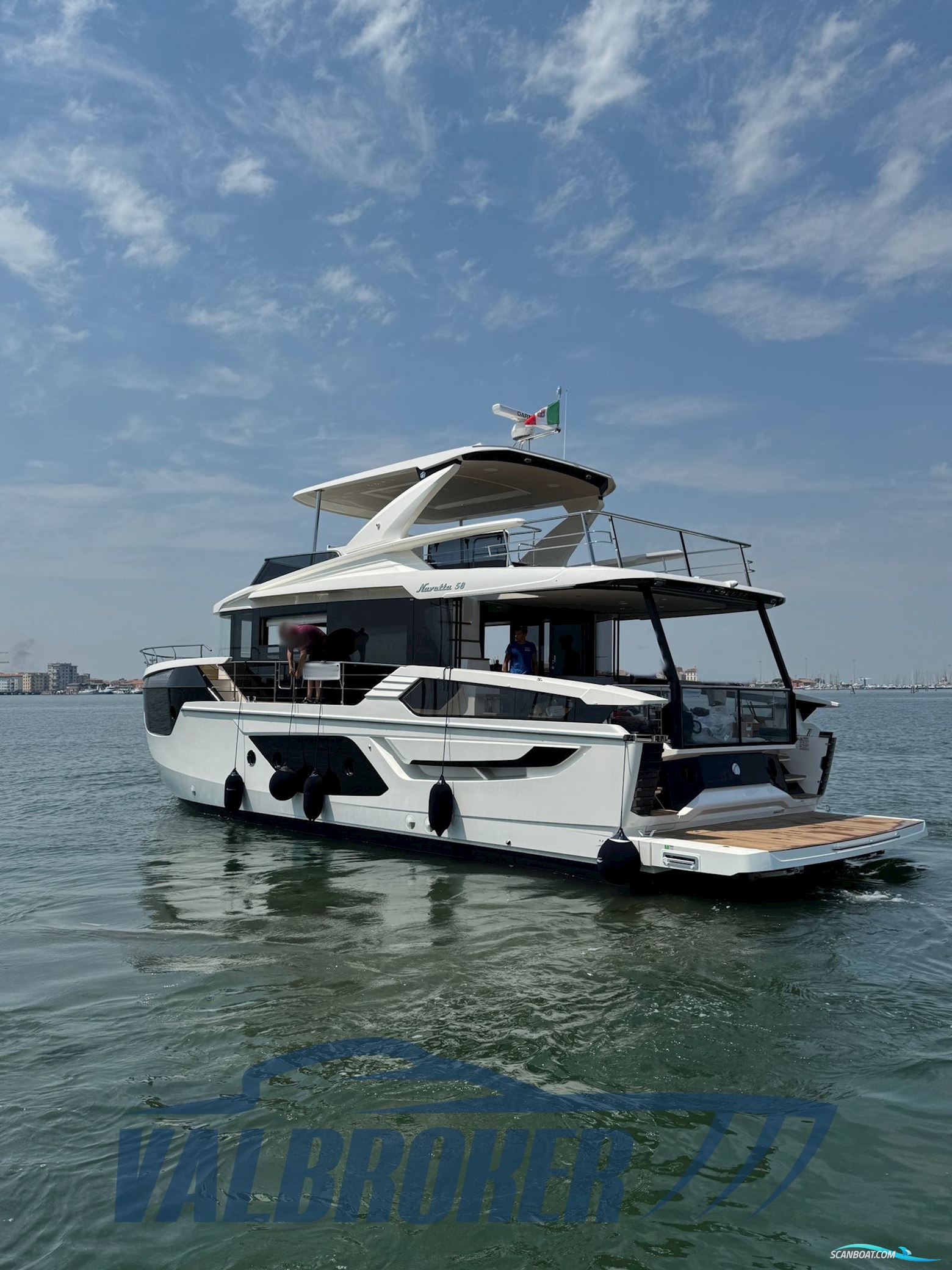 Absolute Navetta 58