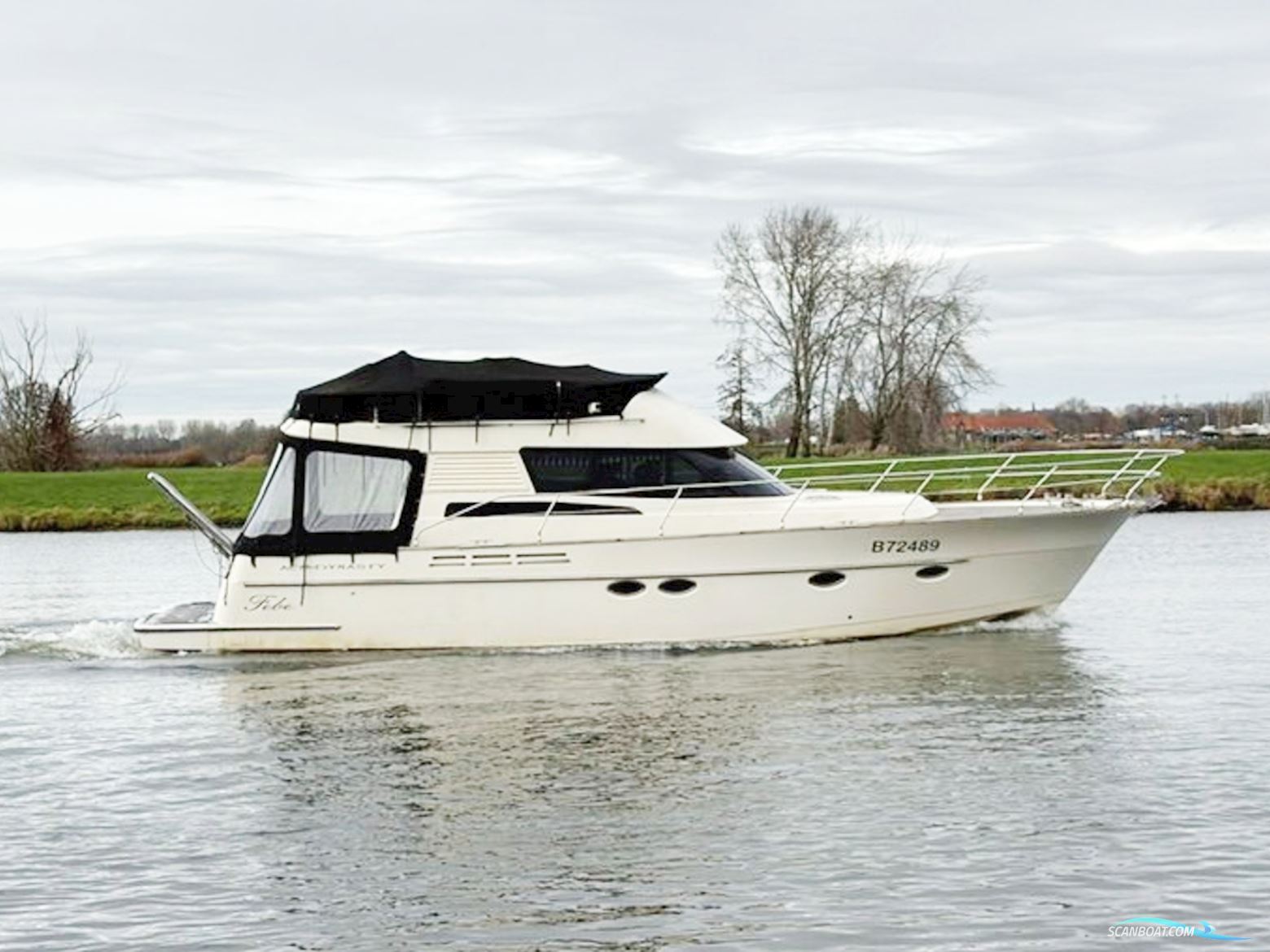 Acm Dynasty 43 Fly Motorbåt 1999, Holland