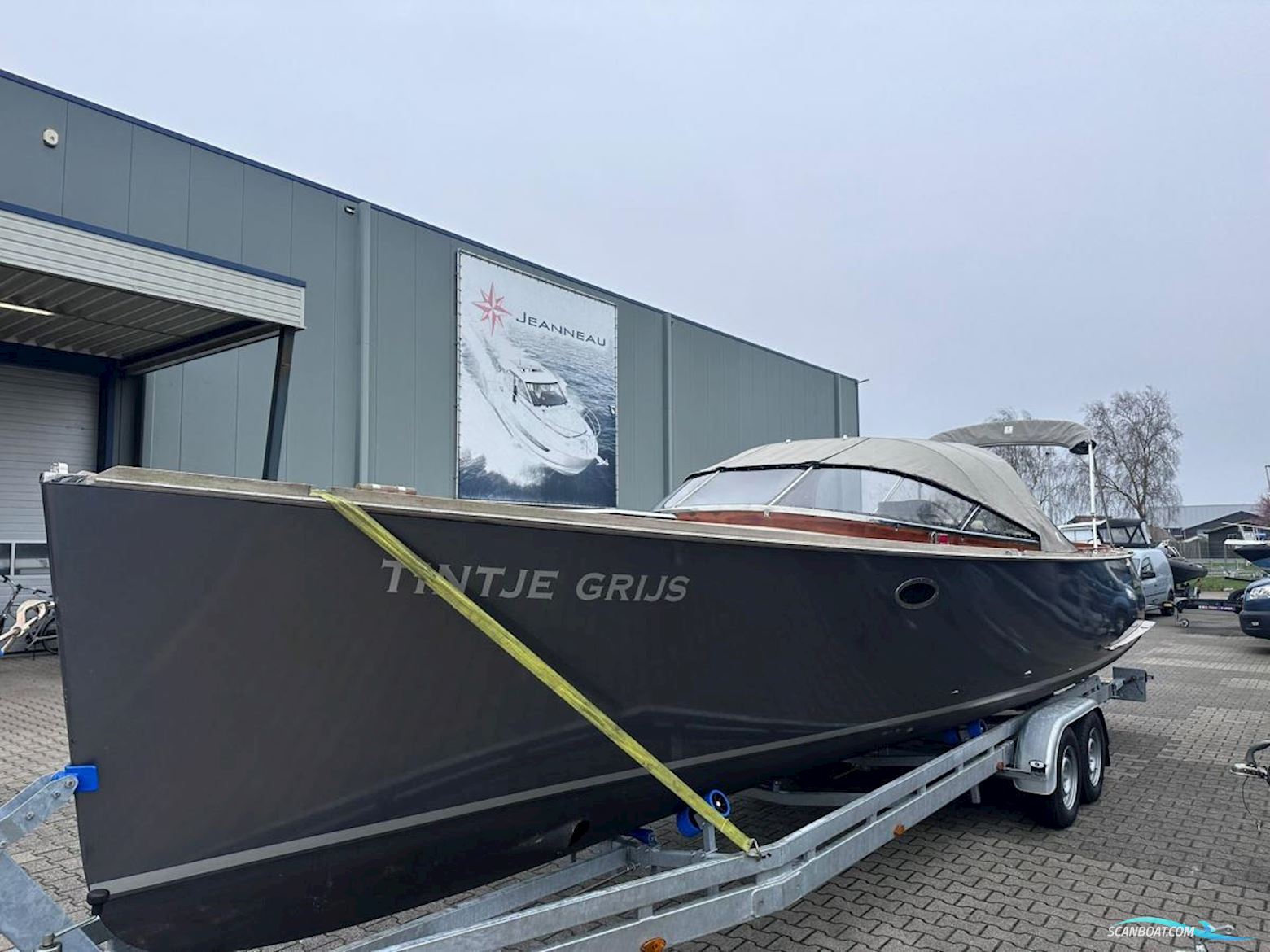 Admirals Tender  31 Fineliner by Van der Stadt
