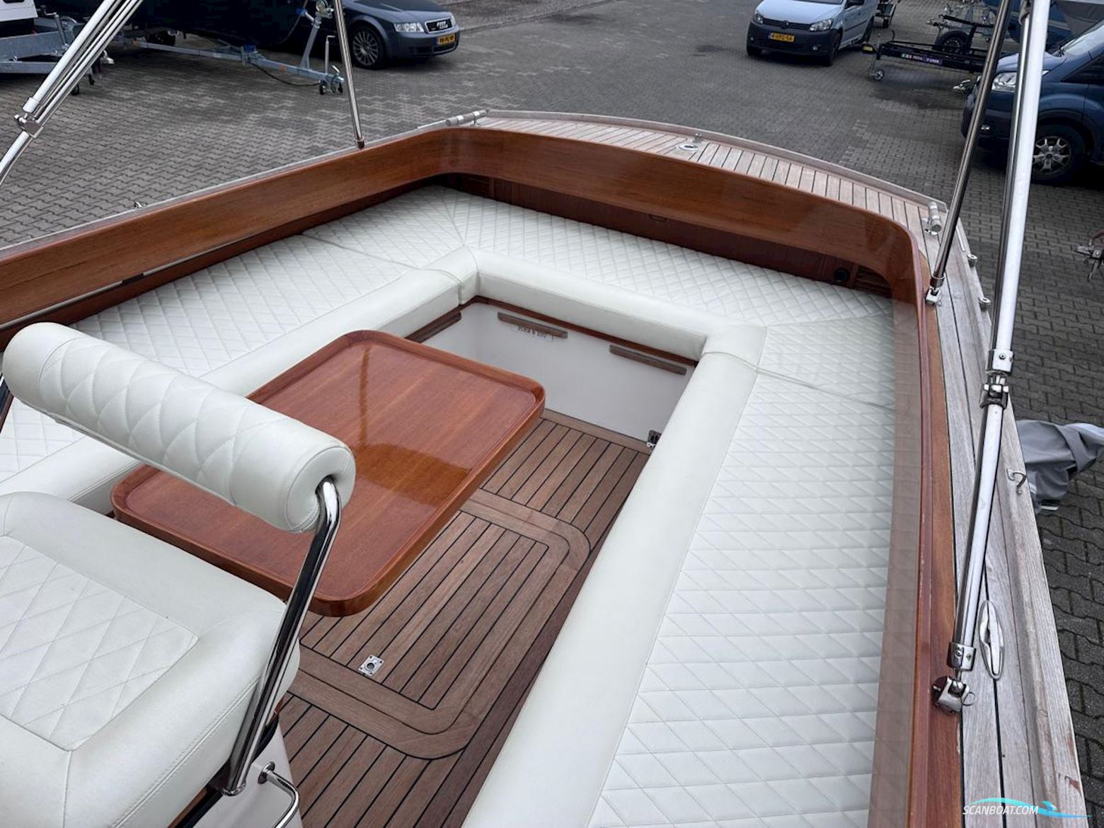 Admirals Tender 31 Fineliner by Van Der Stadt