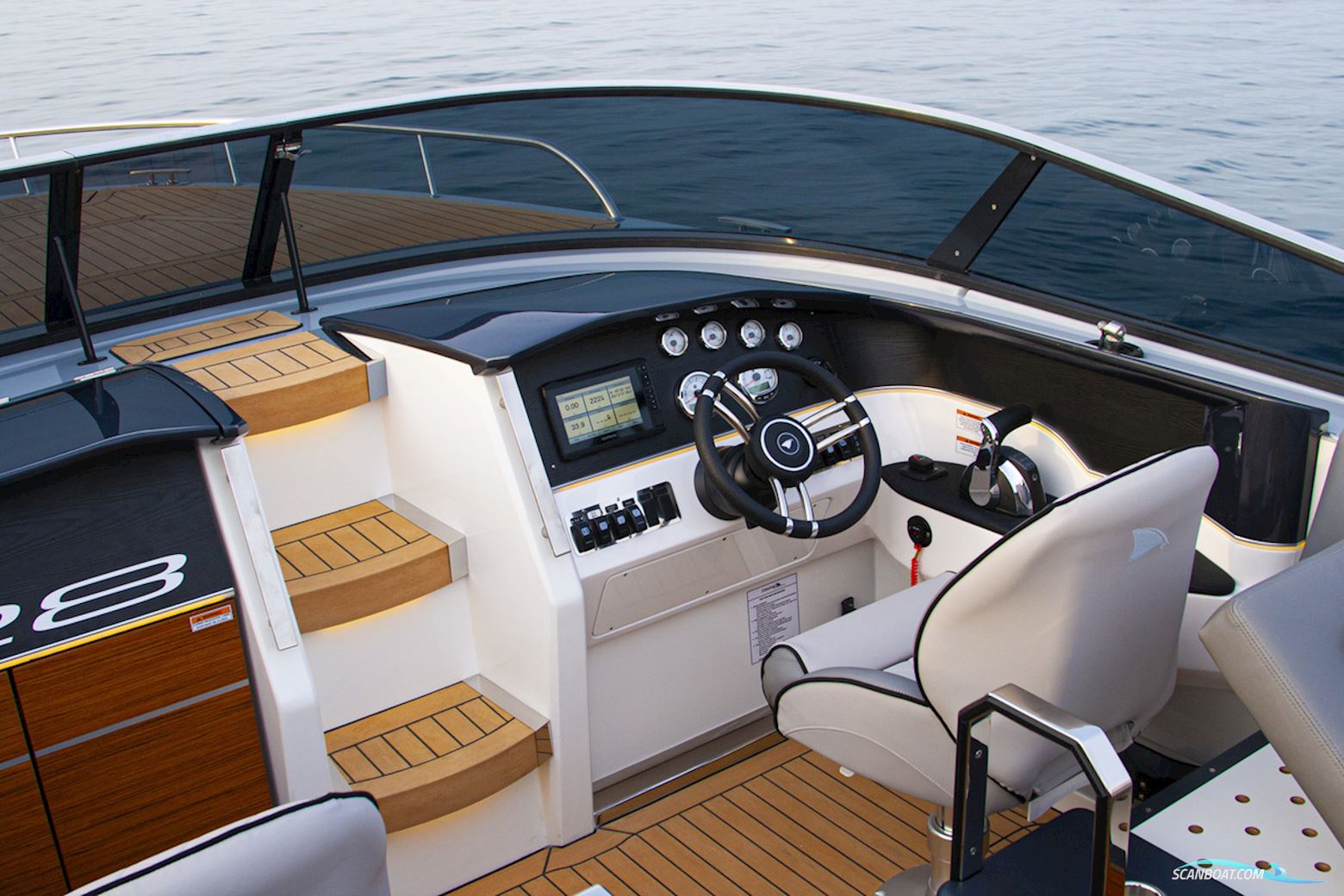Alfastreet Marine 28 Cabin