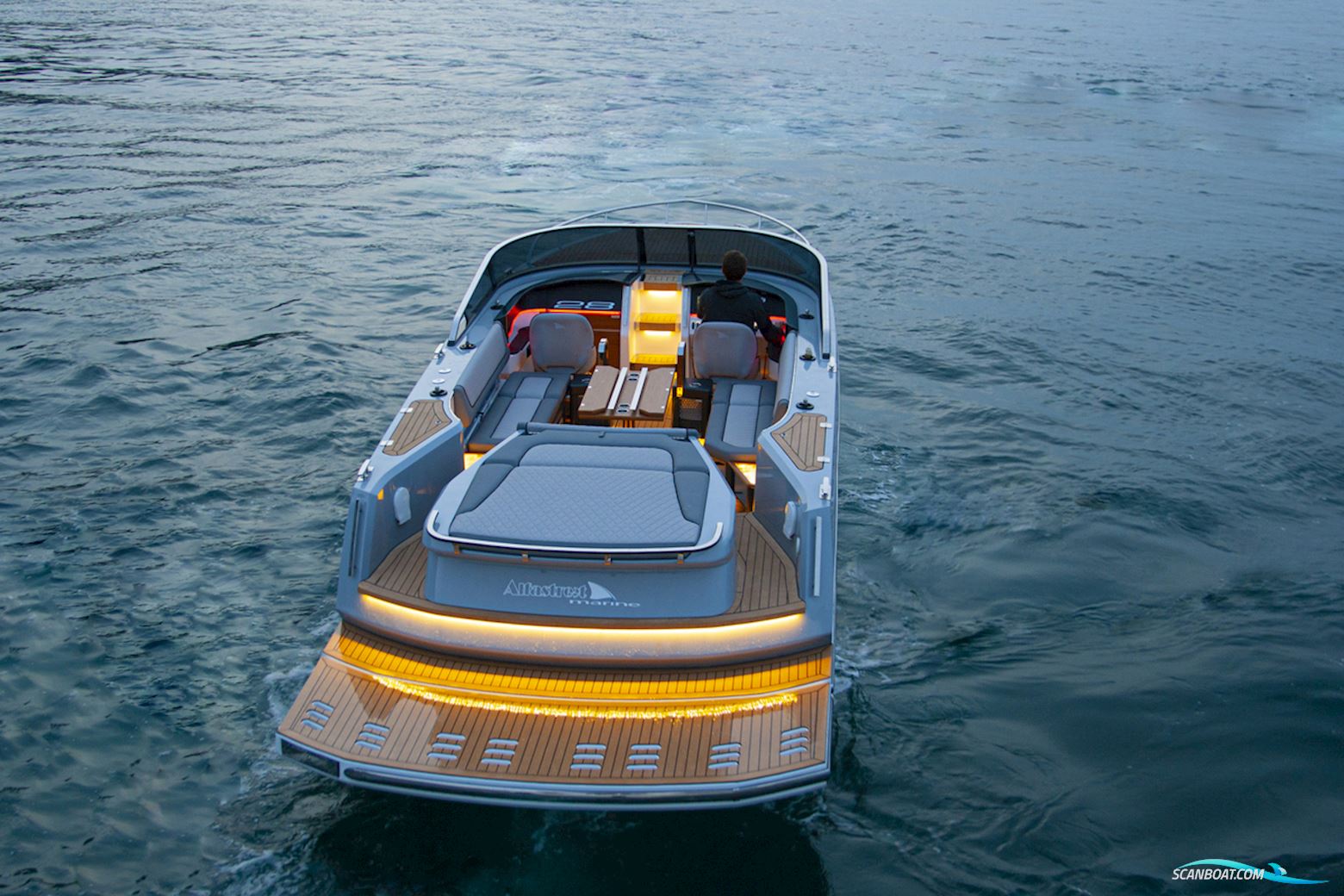 Alfastreet Marine 28 Cabin