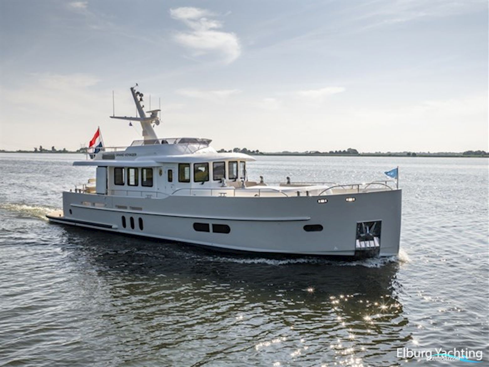 Alm Grand Voyager 65