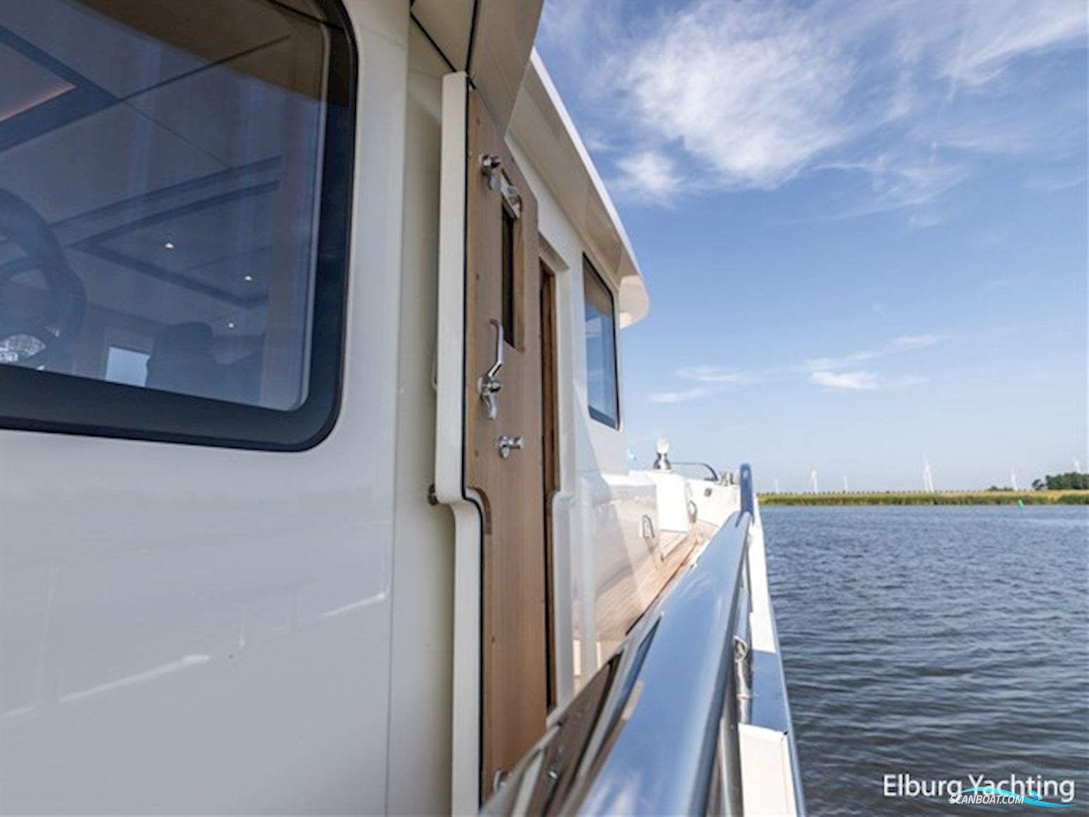 Alm Grand Voyager 65