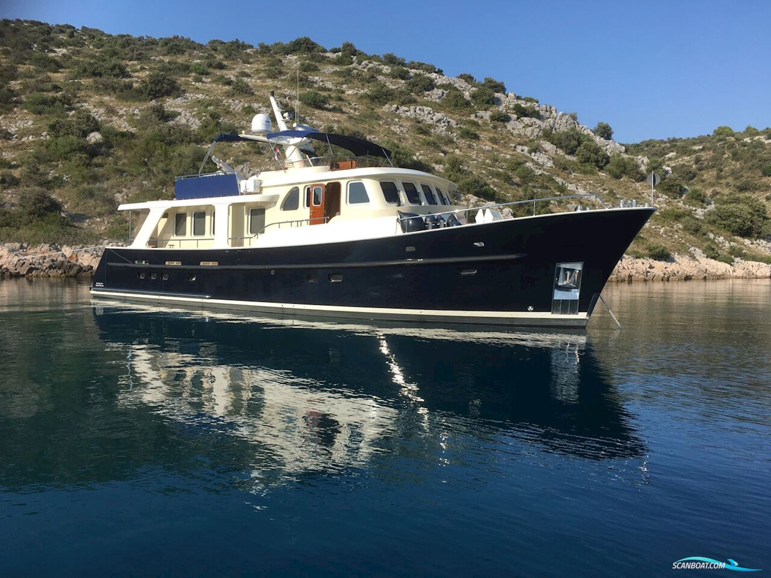 Alm Trawler Delfino 65 Motorbåt 2015, med Perkins Sabre M-300 C motor, Kroatien