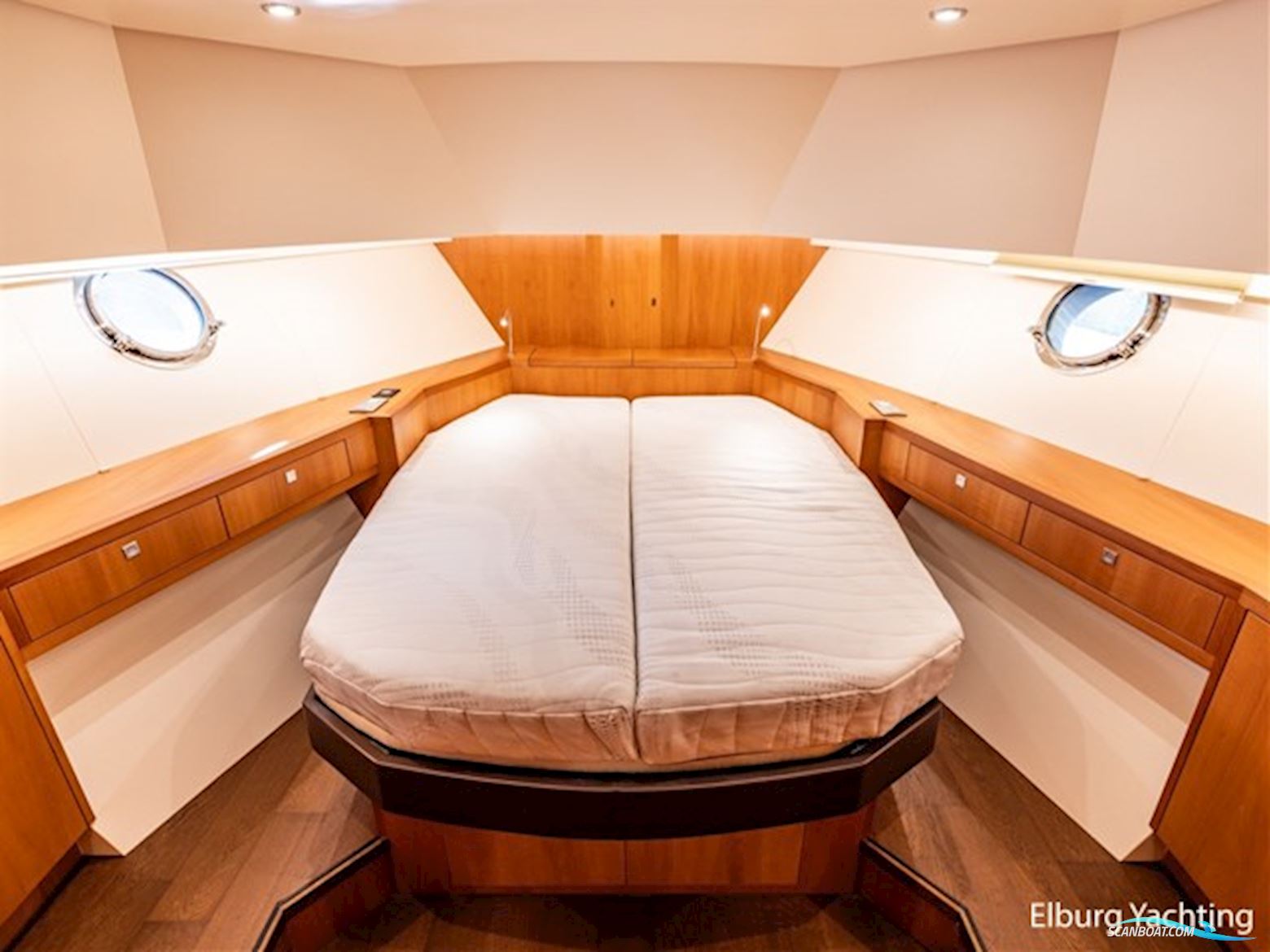 Altena  52 - Aluminium - Fast Going 