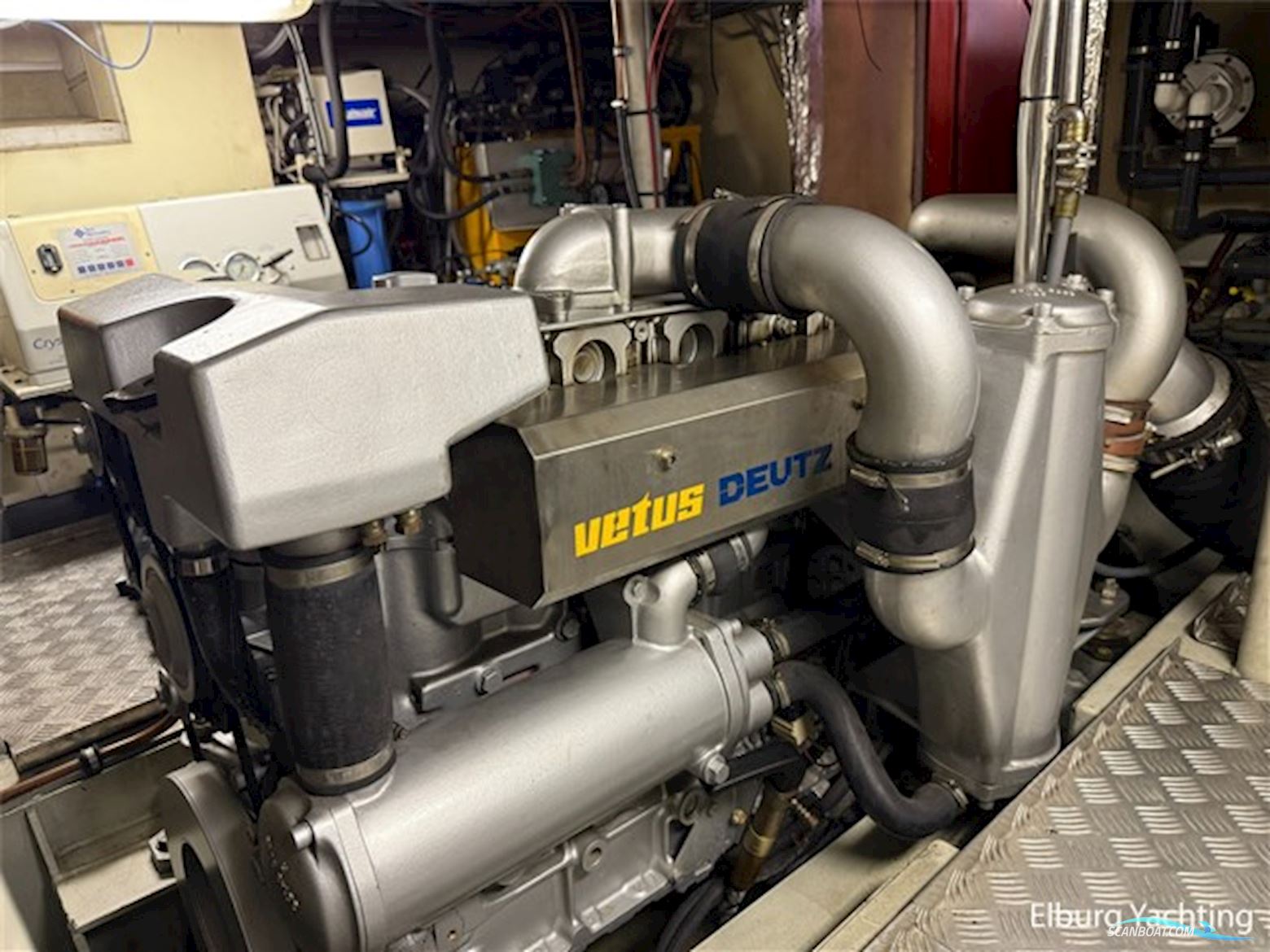 Altena 45 Blue Water Trawler - Stabilizers