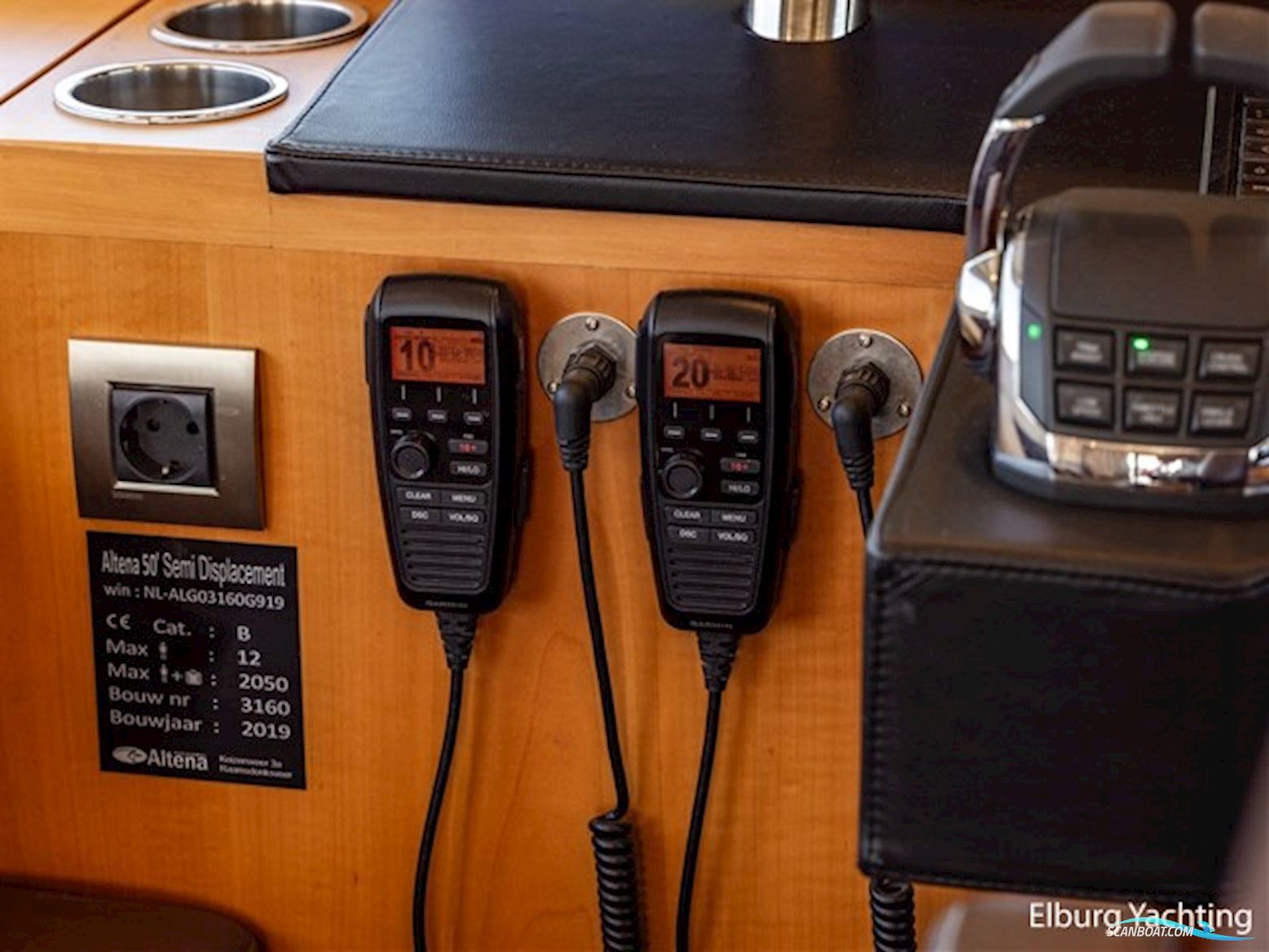 Altena 52 - Fast Going  - Aluminium