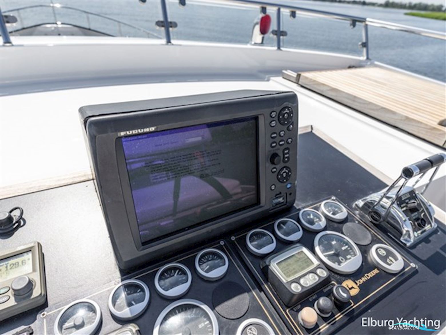 Altena 53 Custom Trawler - Stabilizers