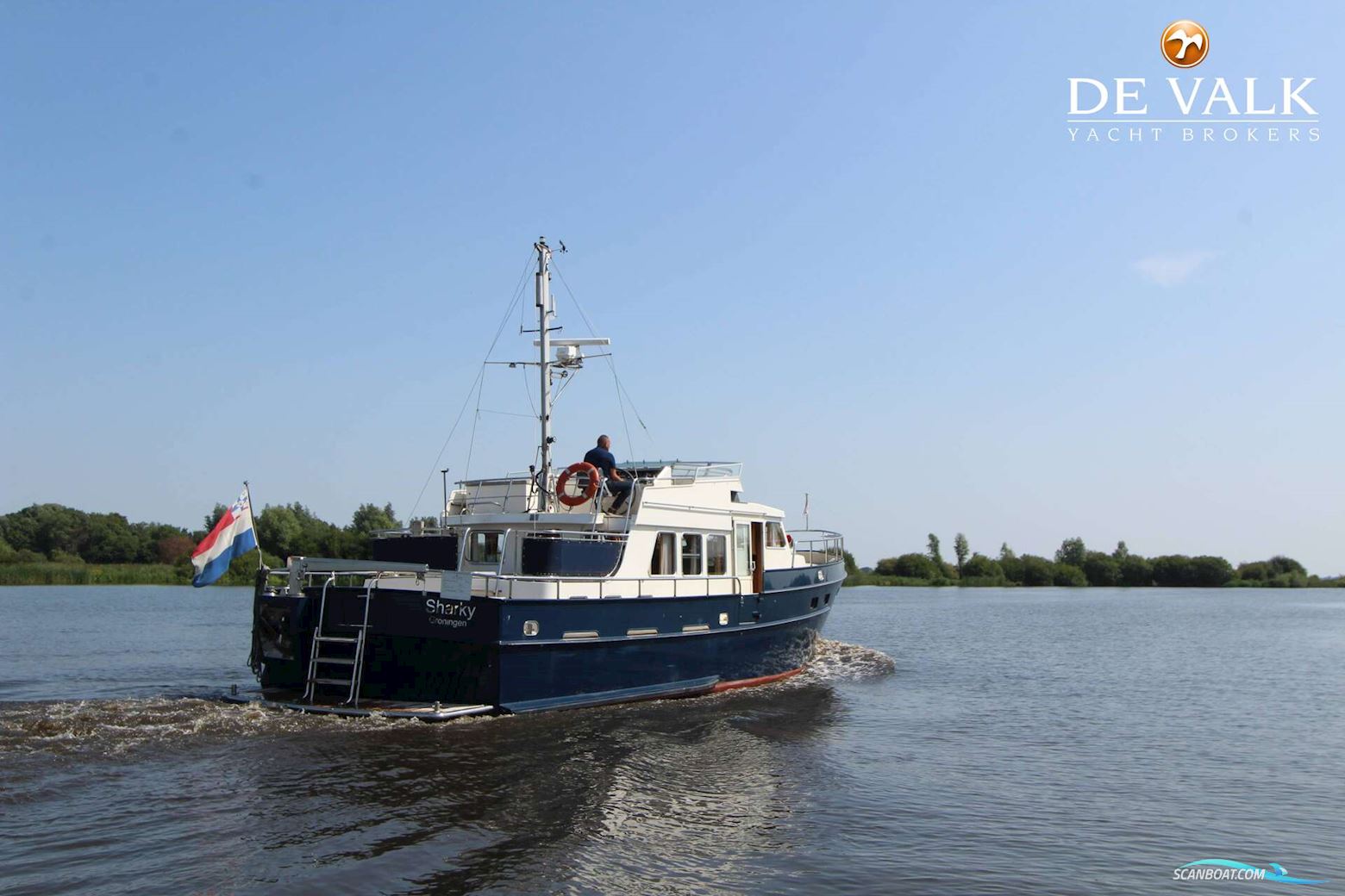 Altena Blue Water Trawler 48