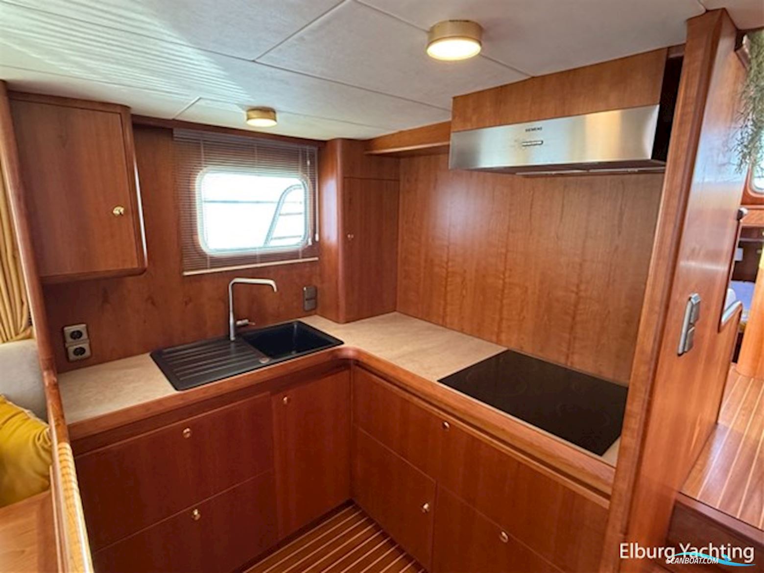 Altena Trawler 50 - France Proof - Stabilizers