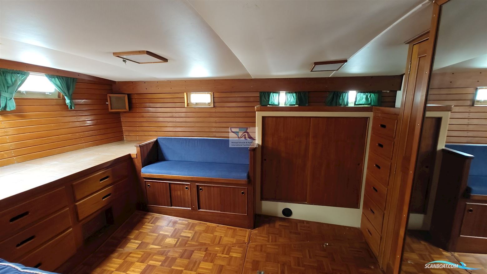 American Marine GRAND BANKS 48 MY