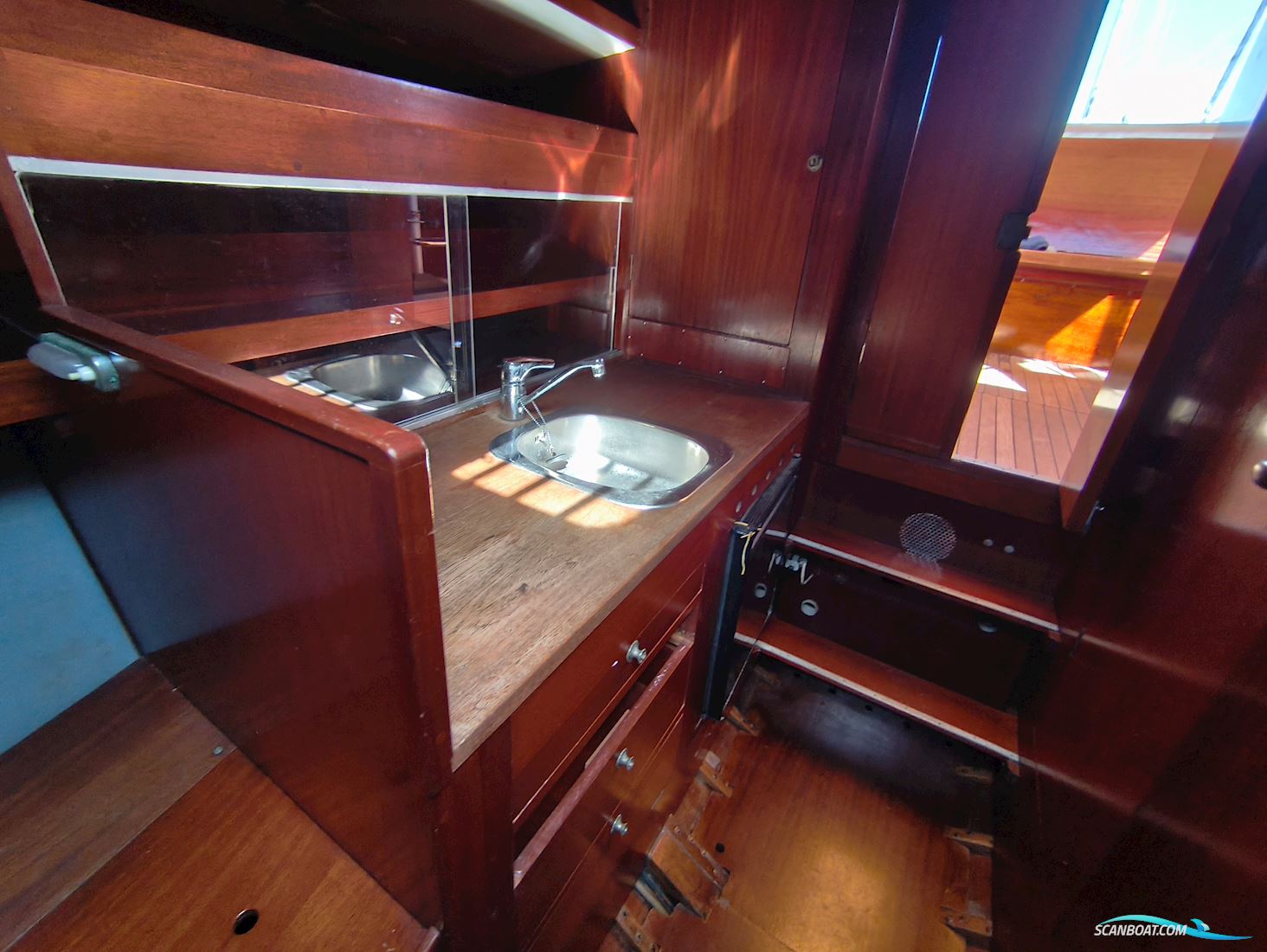 American Motorcruiser 37´